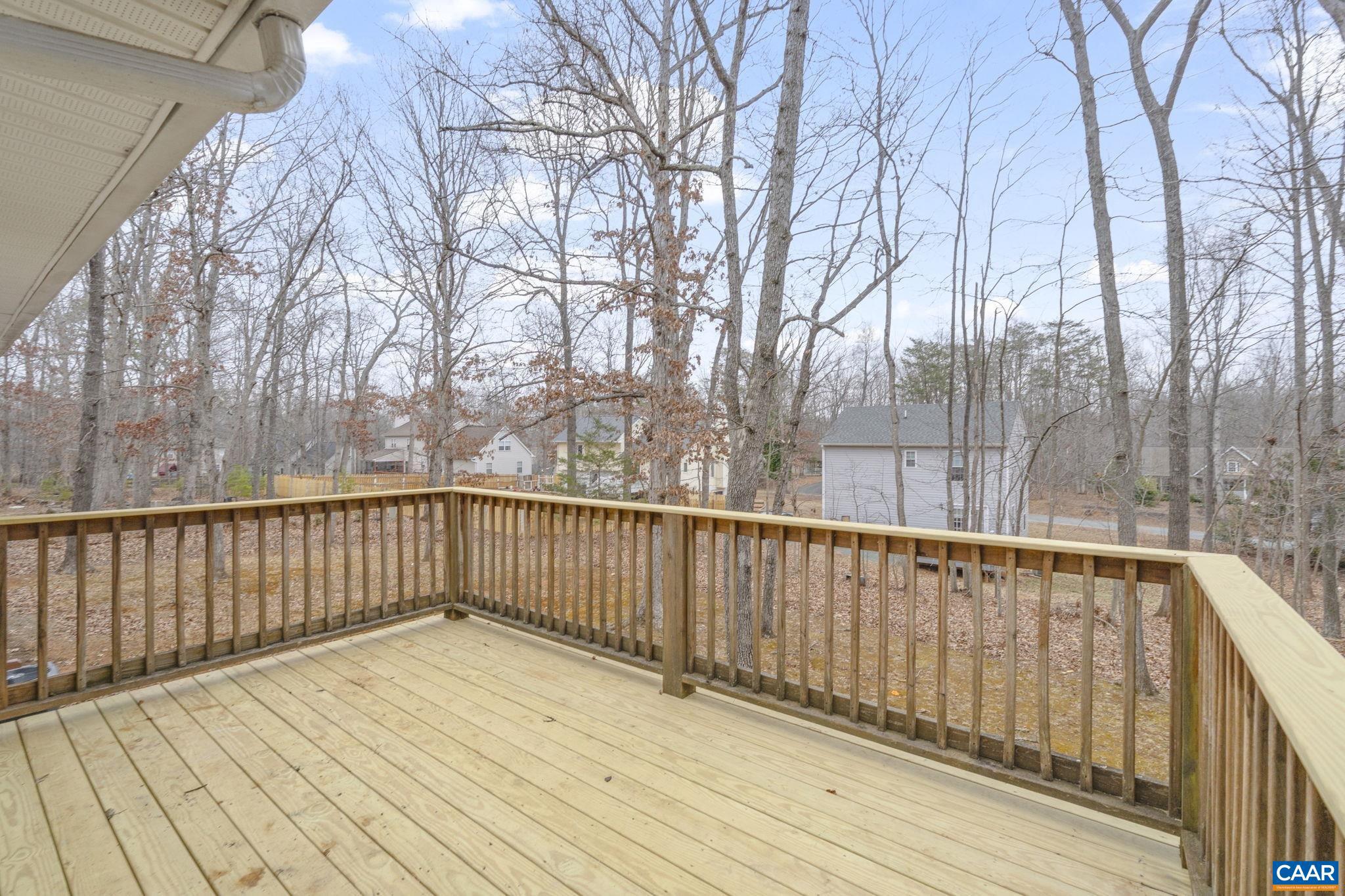 LAKE MONTICELLO - Residential