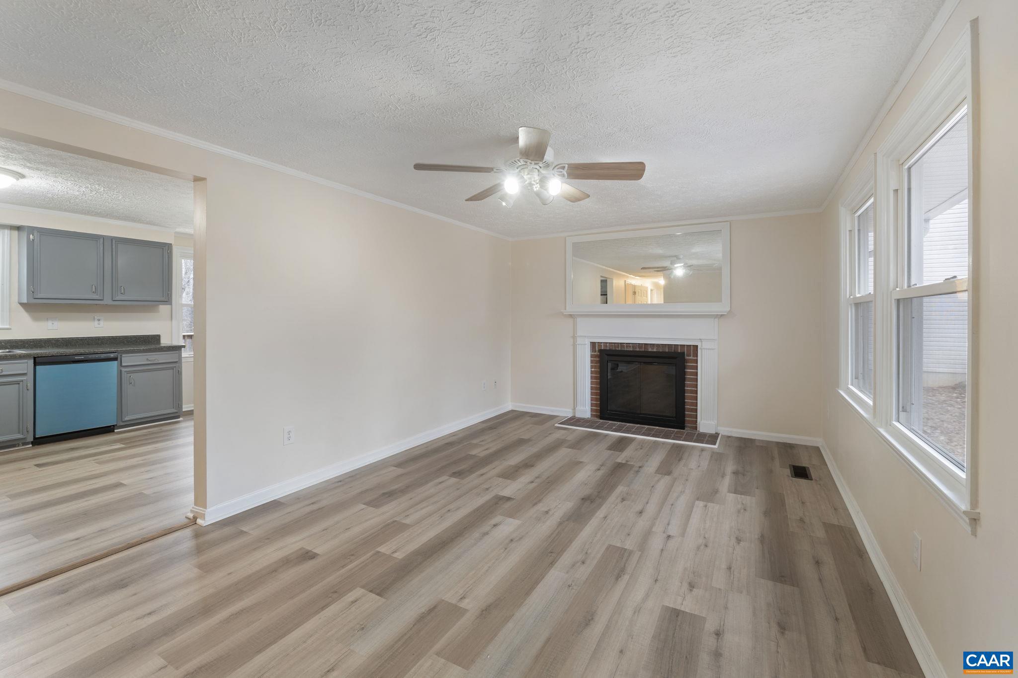 LAKE MONTICELLO - Residential