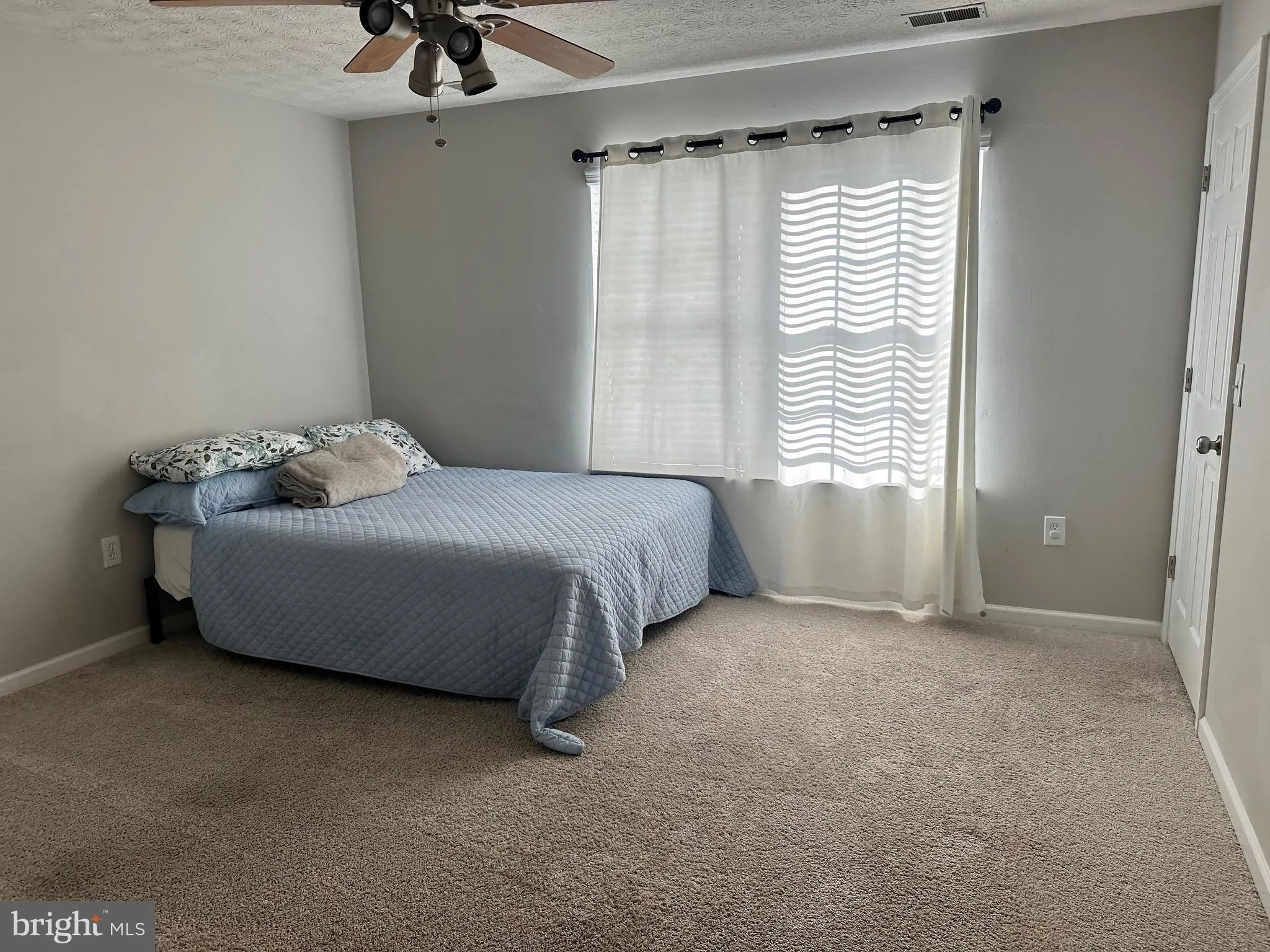 Winchester, Virginia 22602, United States, 3 Bedrooms Bedrooms, ,3 BathroomsBathrooms,Residential,Active,190834