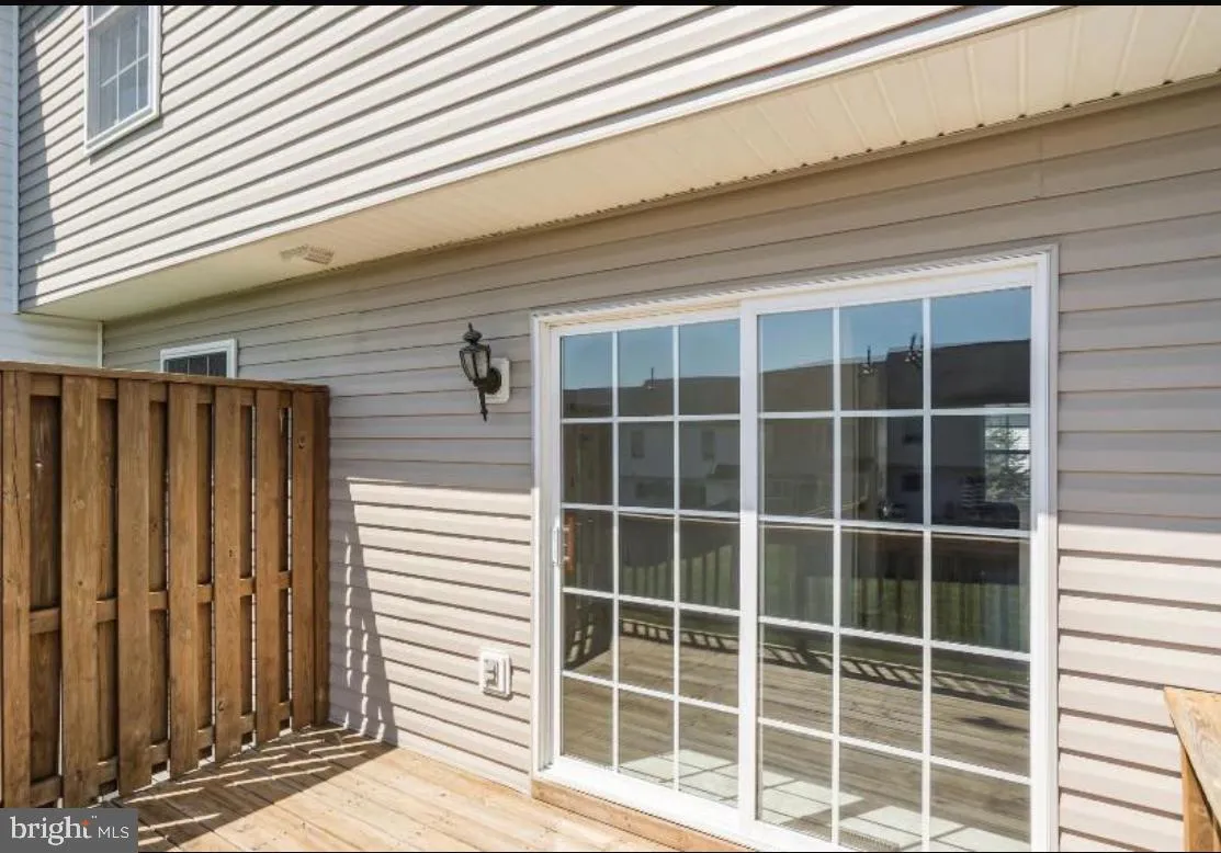 Winchester, Virginia 22602, United States, 3 Bedrooms Bedrooms, ,3 BathroomsBathrooms,Residential,Active,190834