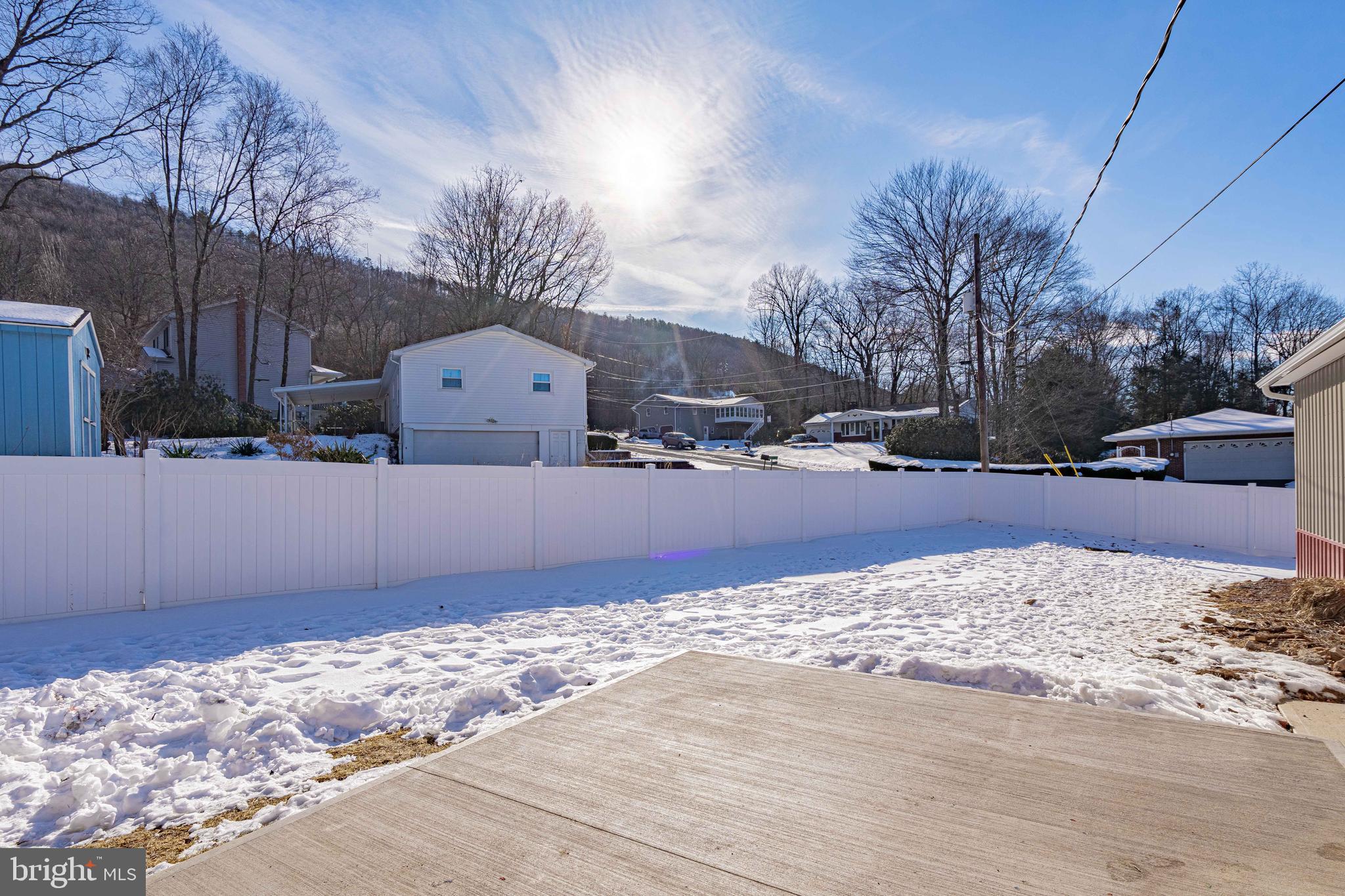 HAUTO VALLEY ESTATES - Residential