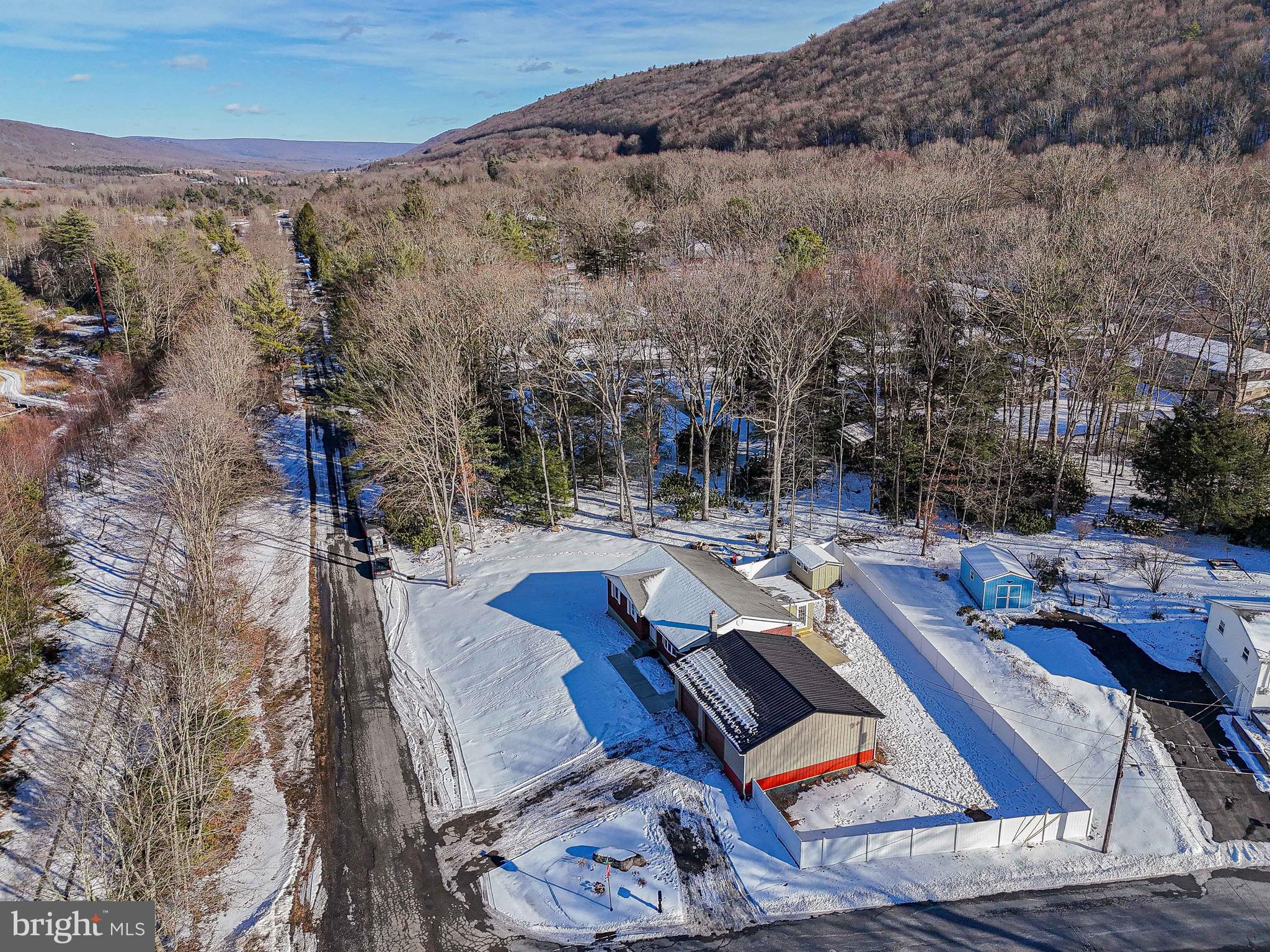 HAUTO VALLEY ESTATES - Residential