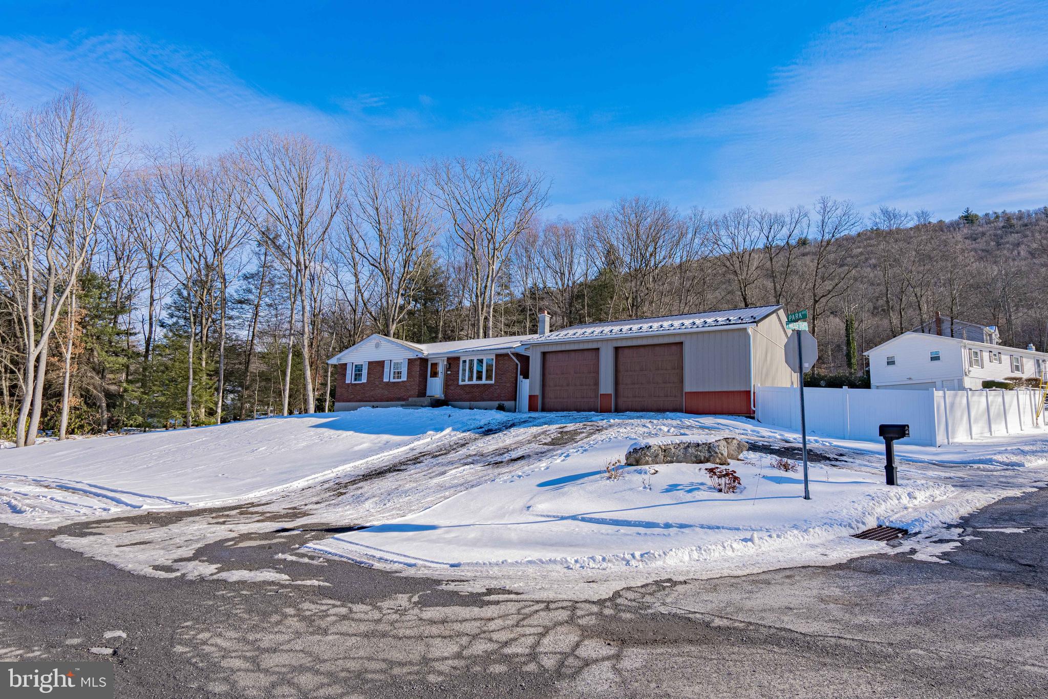 HAUTO VALLEY ESTATES - Residential