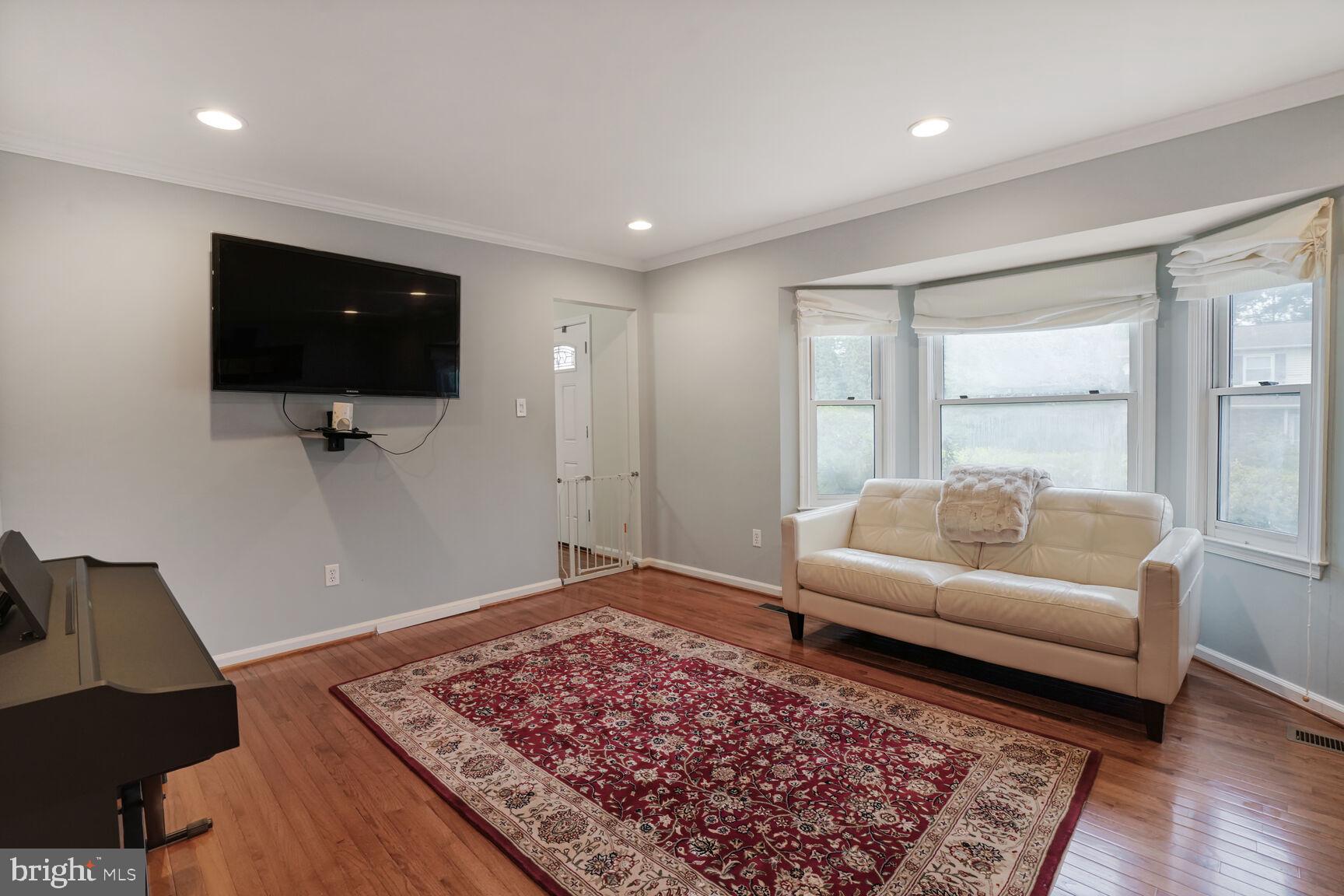 3015 STEVEN MARTIN DRIVE
