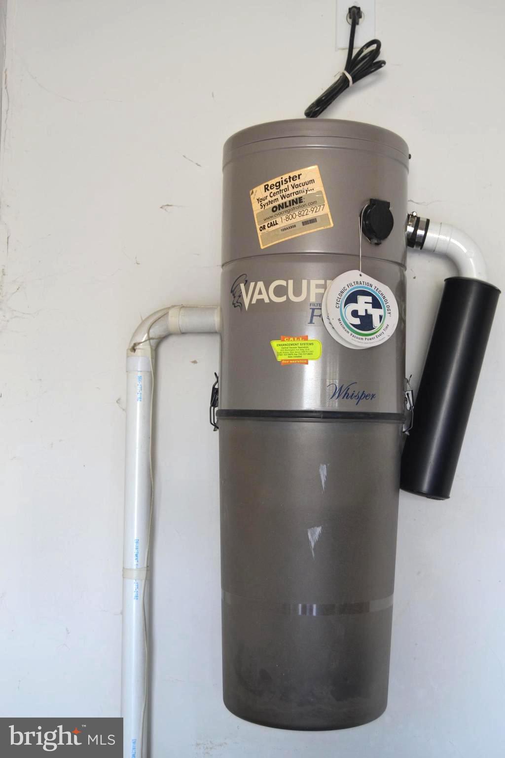 VILLAGES AT HILLVIEW - Residential