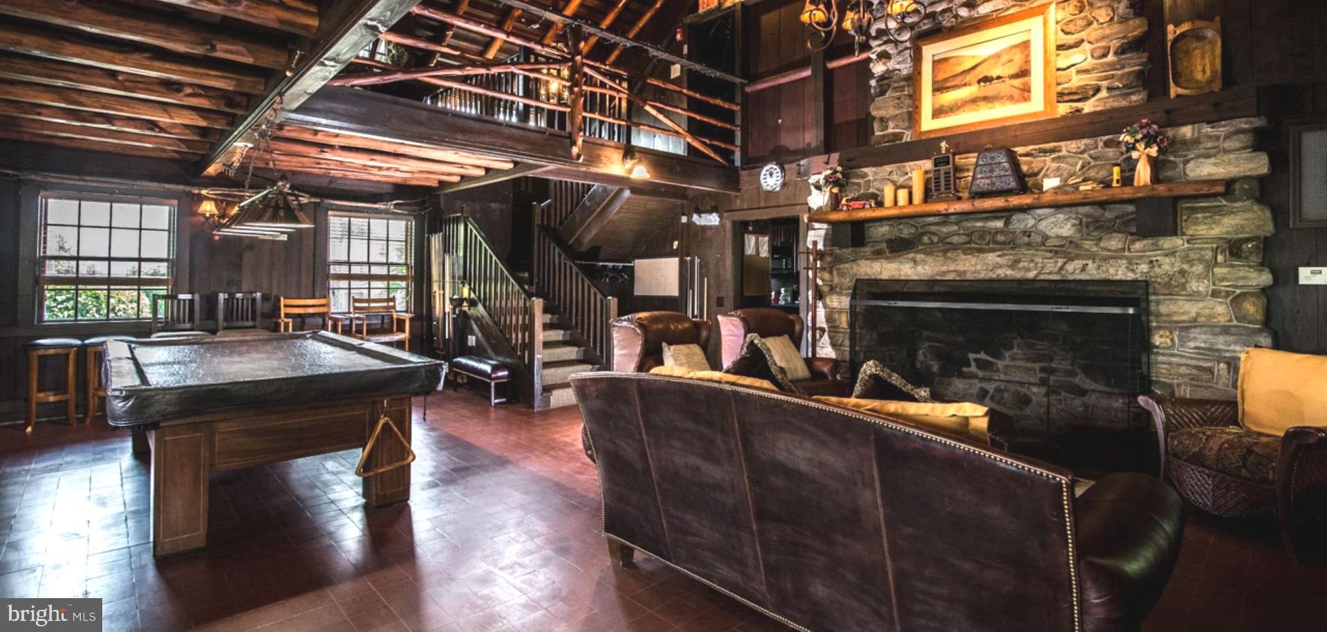 VILLAGES AT HILLVIEW - Residential