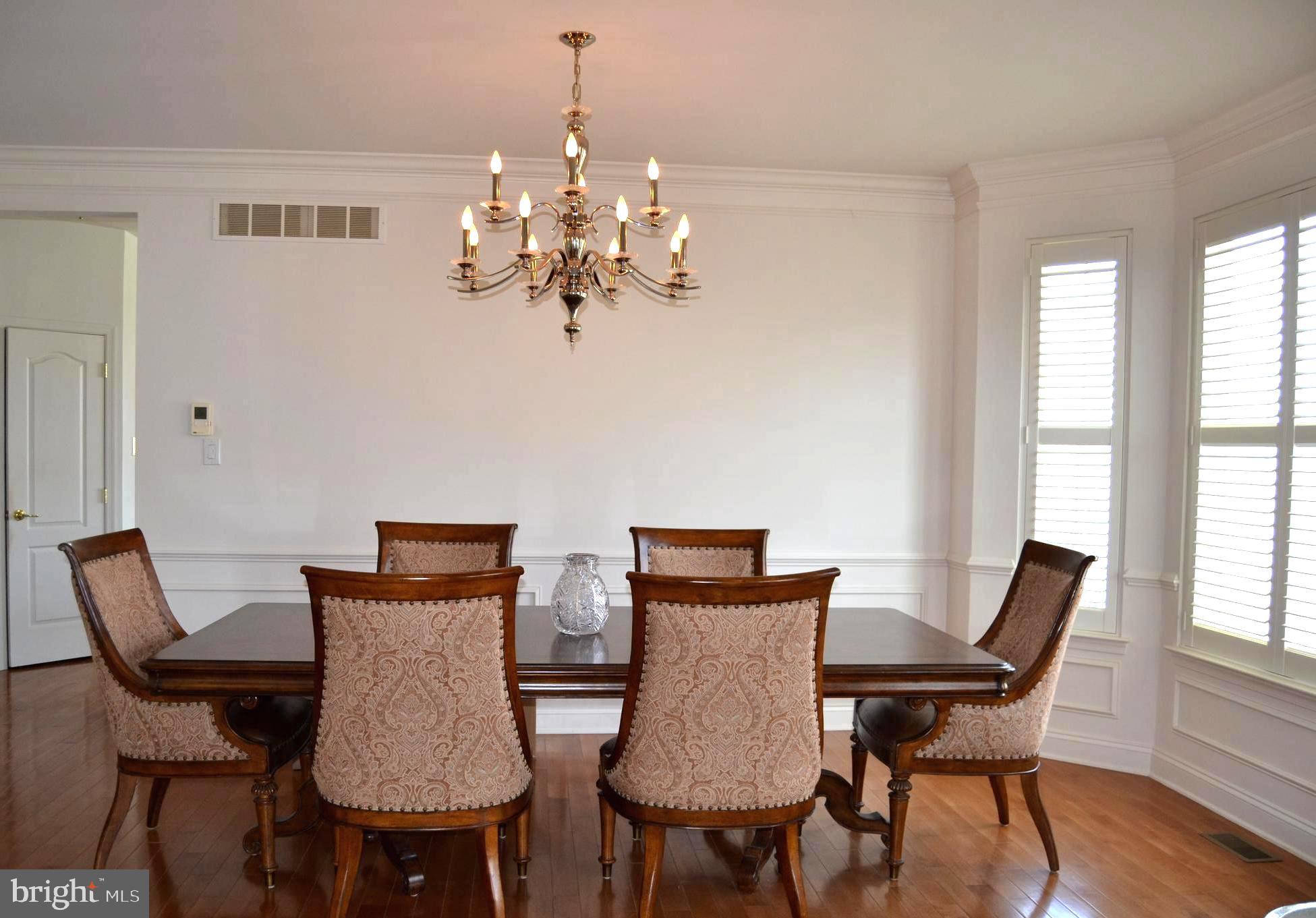 VILLAGES AT HILLVIEW - Residential