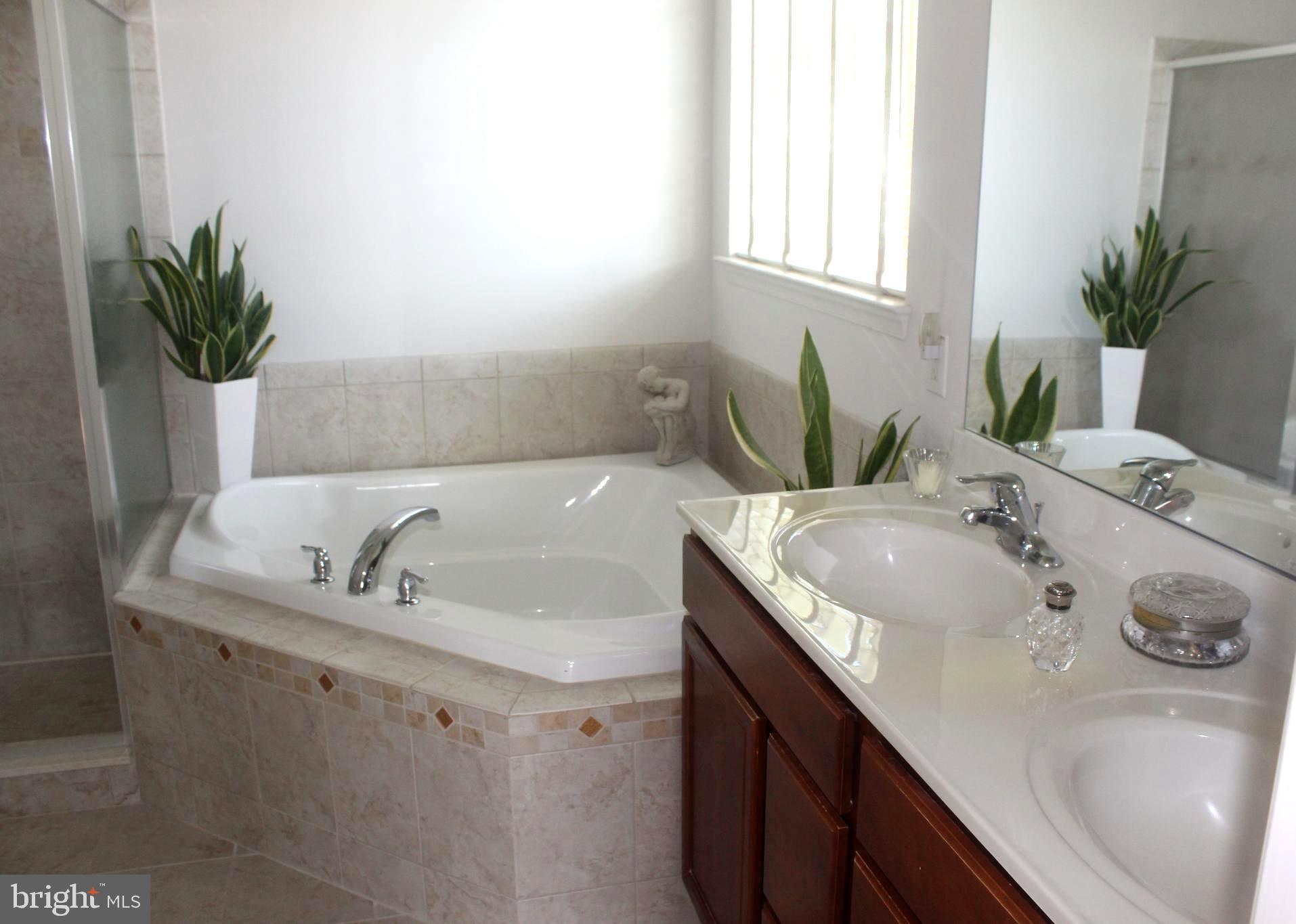 VILLAGES AT HILLVIEW - Residential