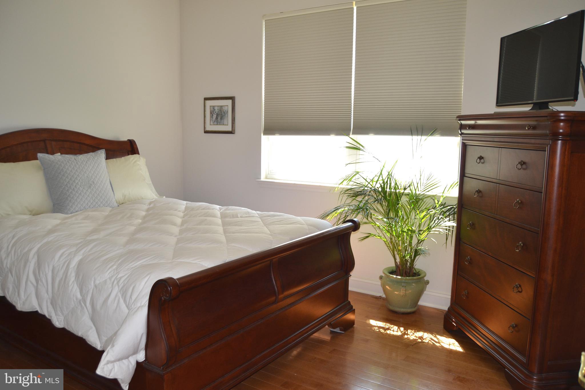 VILLAGES AT HILLVIEW - Residential