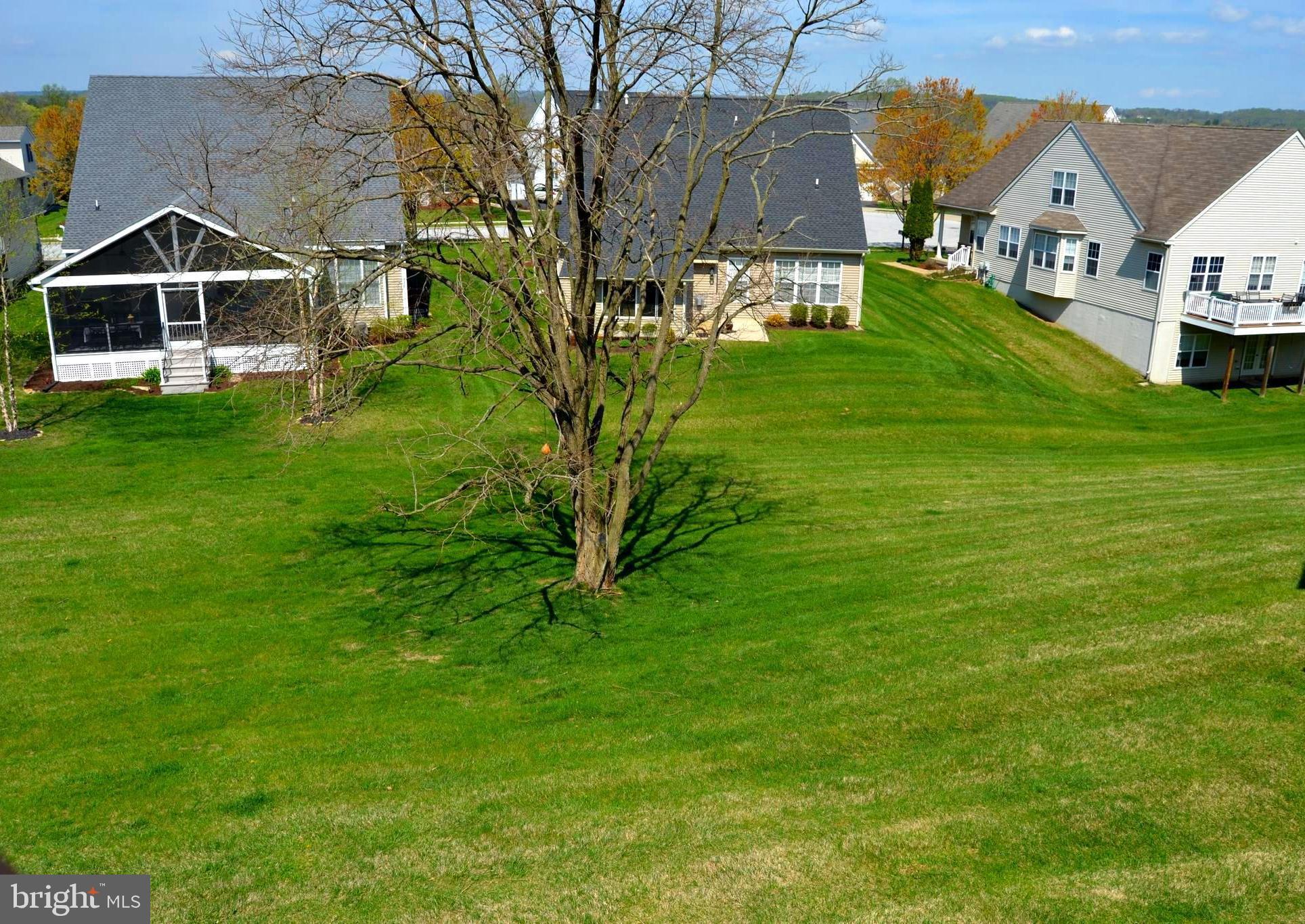 VILLAGES AT HILLVIEW - Residential