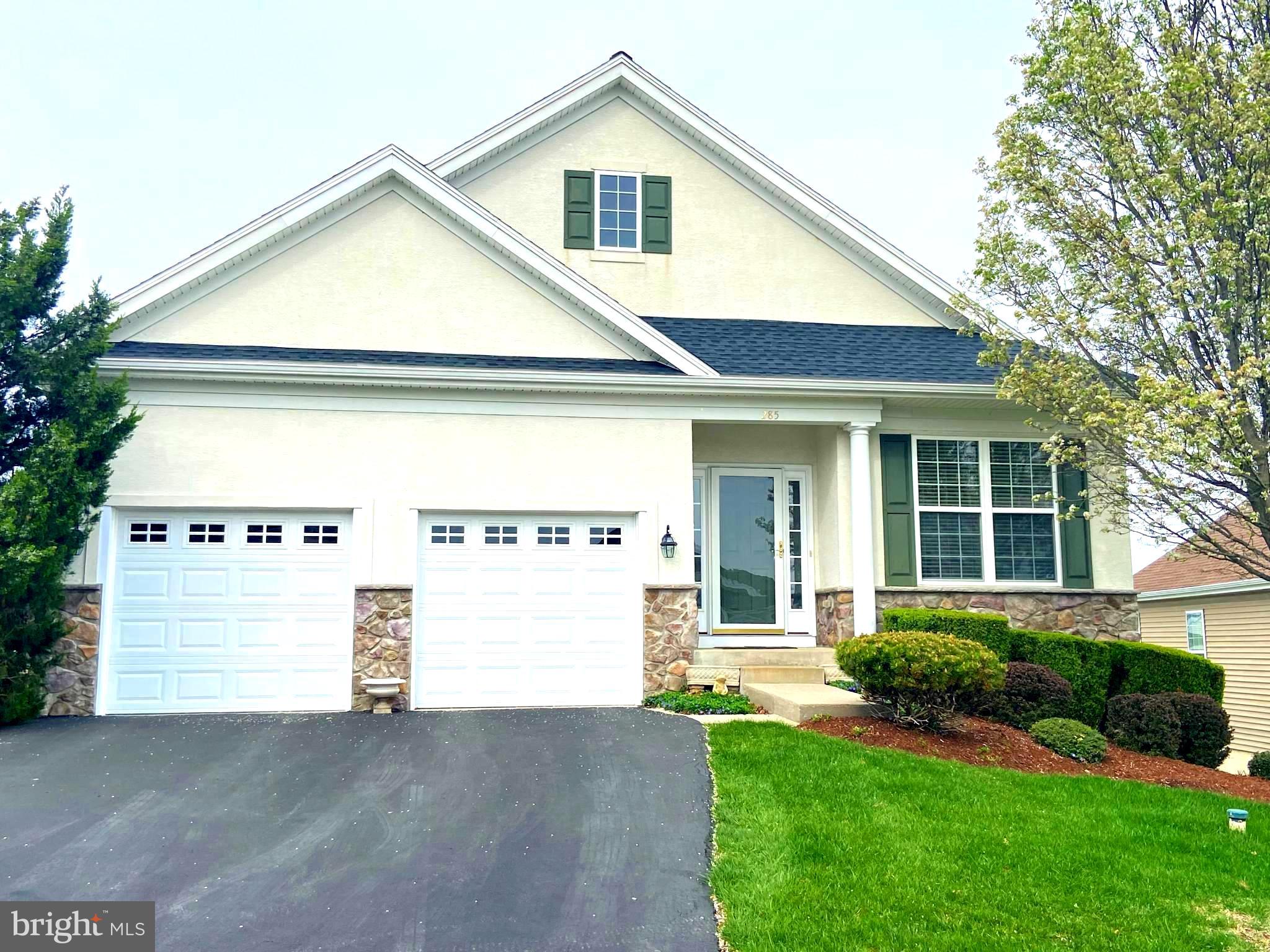 VILLAGES AT HILLVIEW - Residential