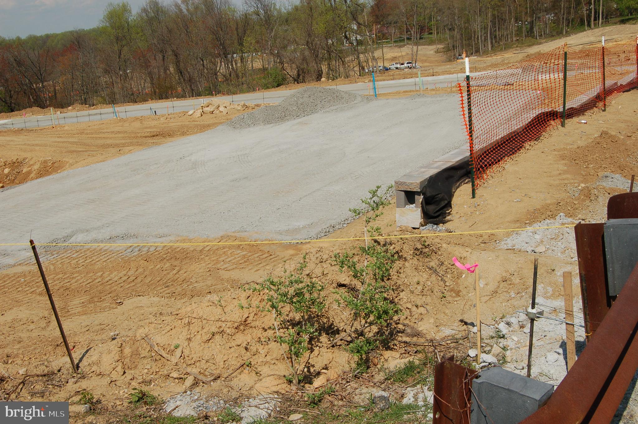 VILLAGES AT HILLVIEW - Residential