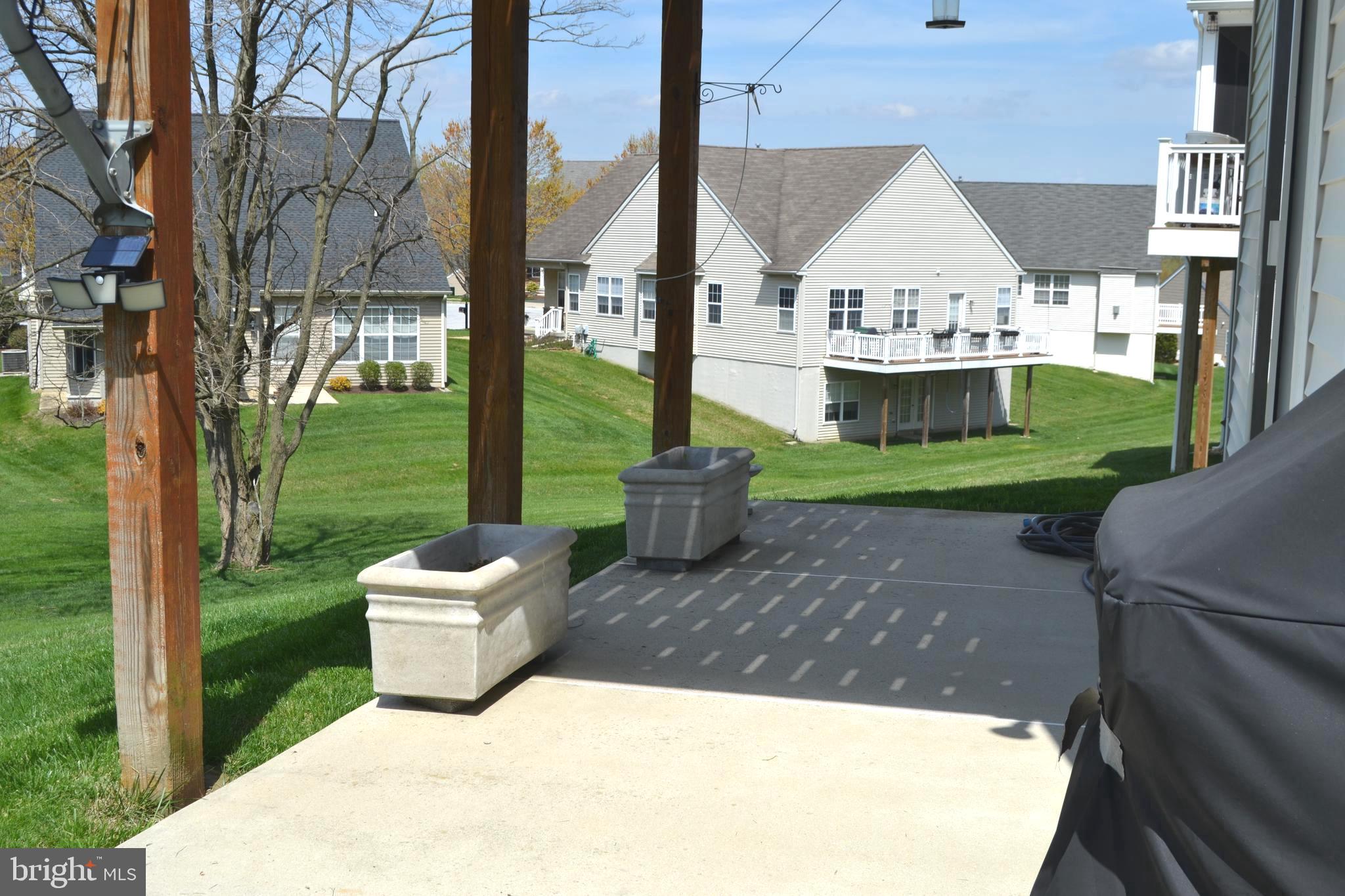 VILLAGES AT HILLVIEW - Residential