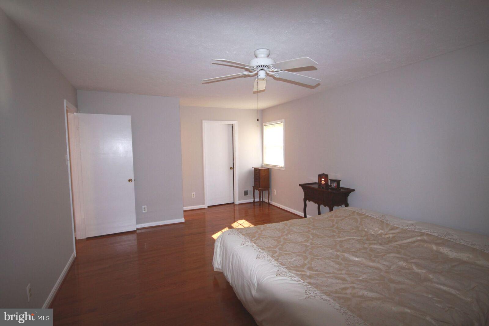 TANTALLON SQUARE - Residential