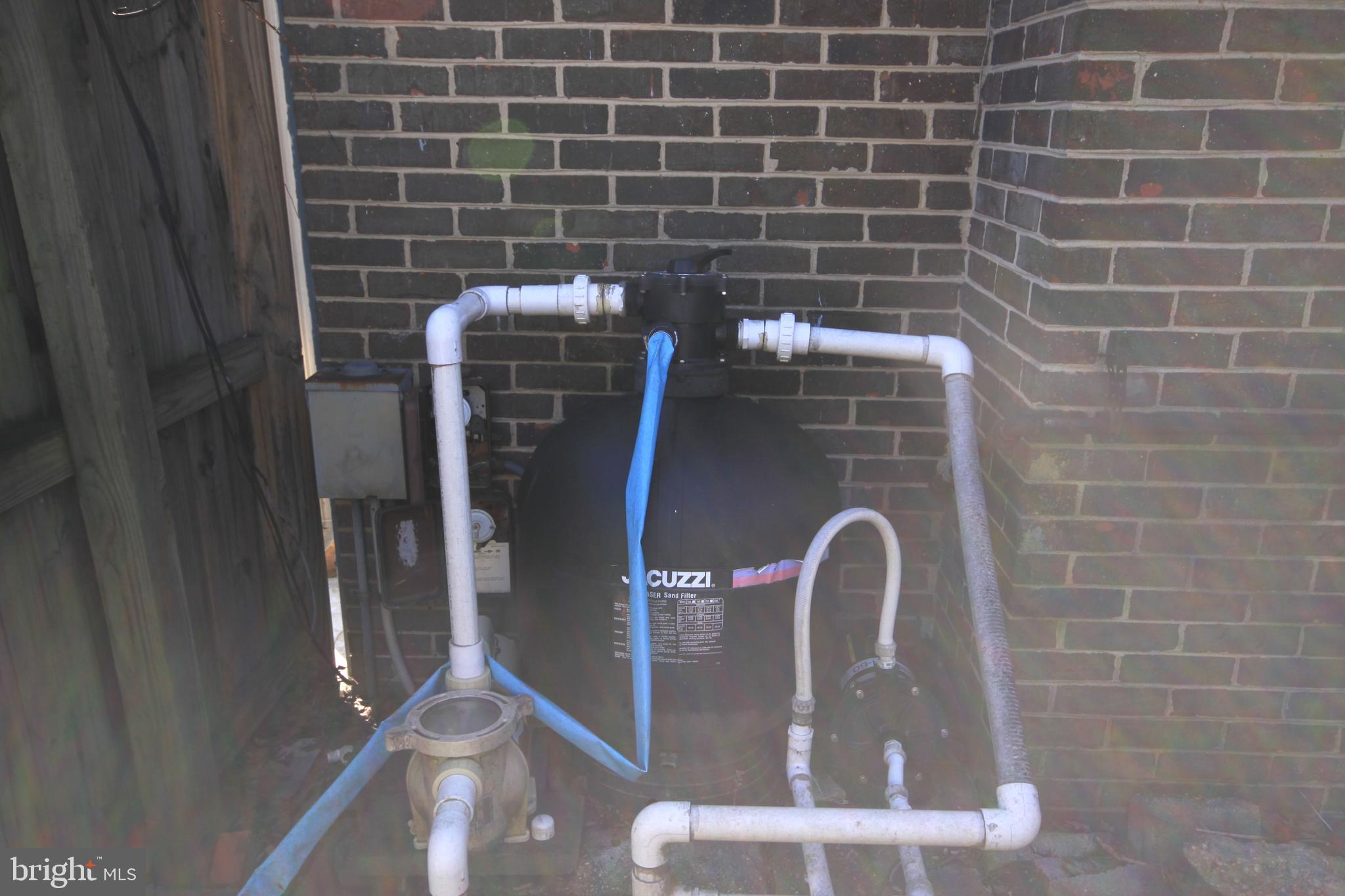 TANTALLON SQUARE - Residential