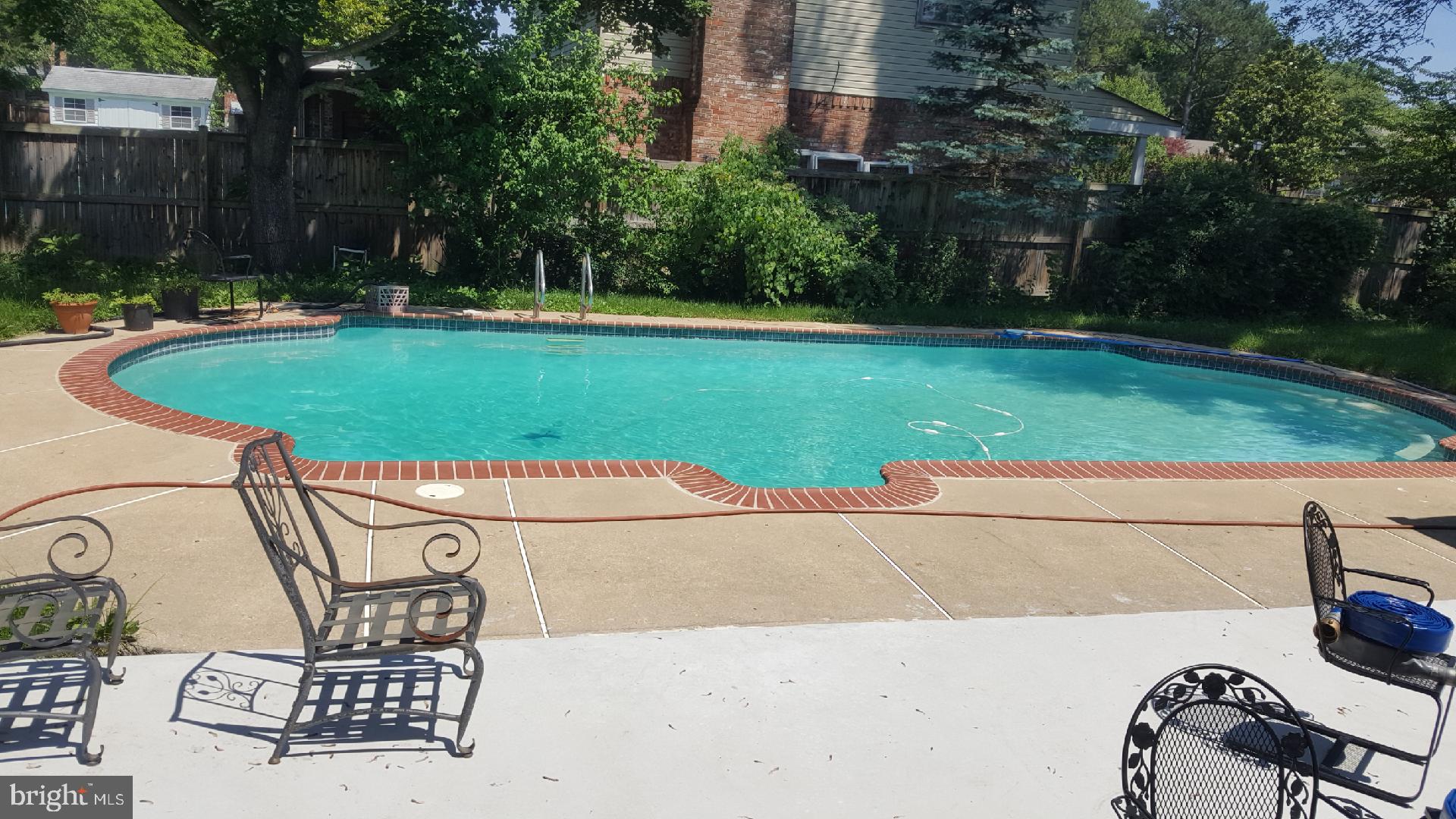 TANTALLON SQUARE - Residential