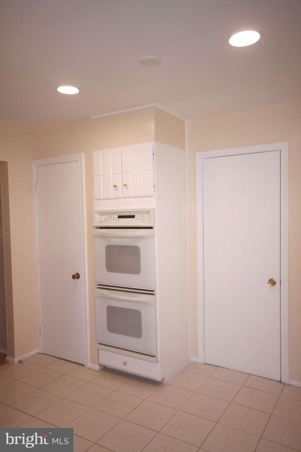 TANTALLON SQUARE - Residential