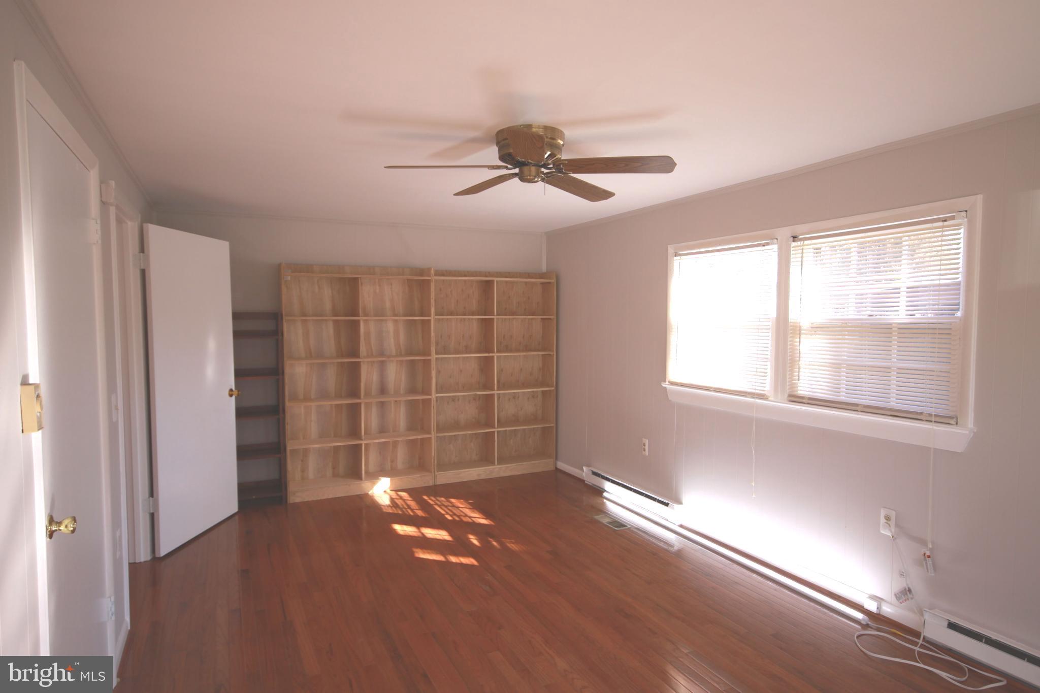 TANTALLON SQUARE - Residential