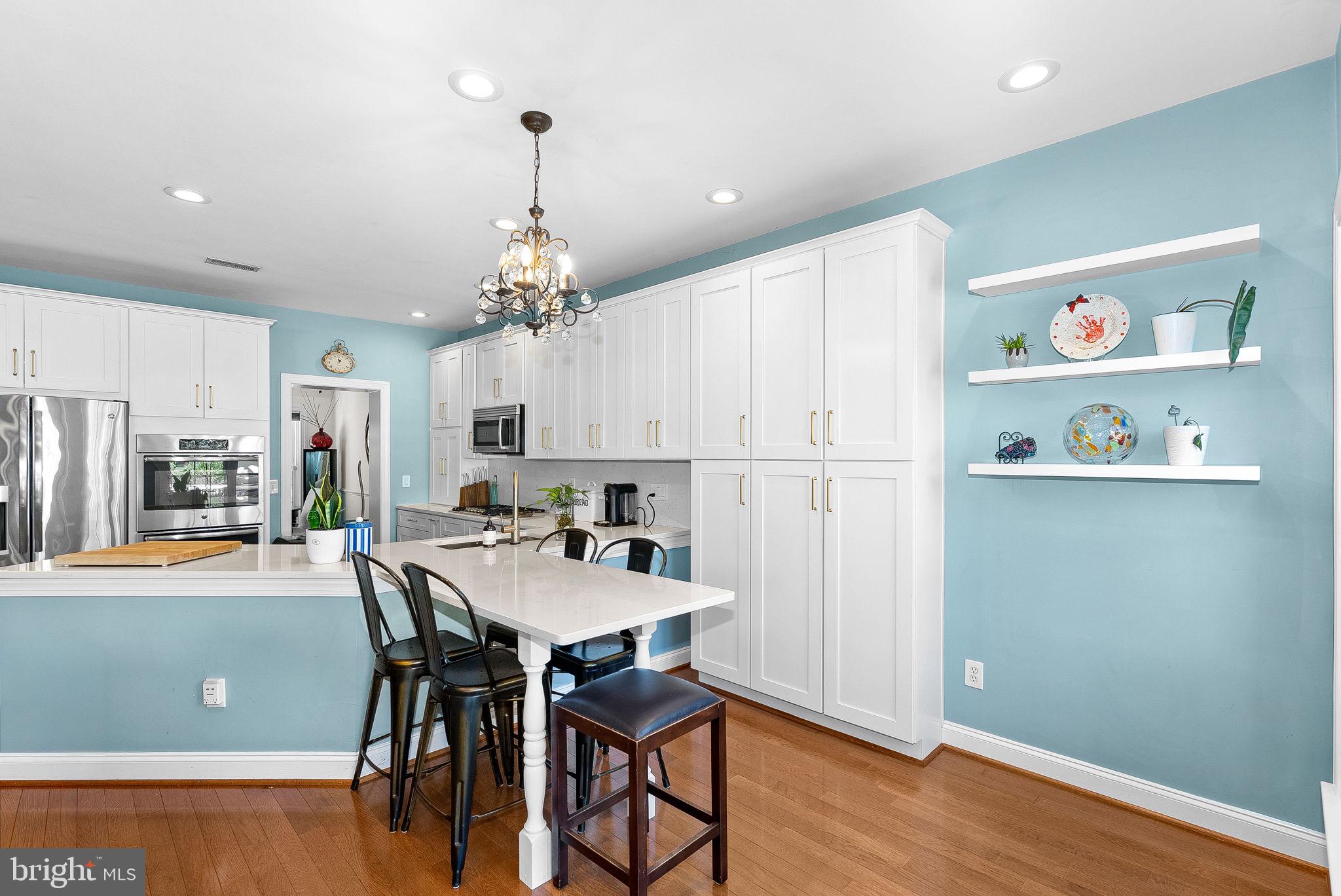 BELMONT COUNTRY CLUB - Residential