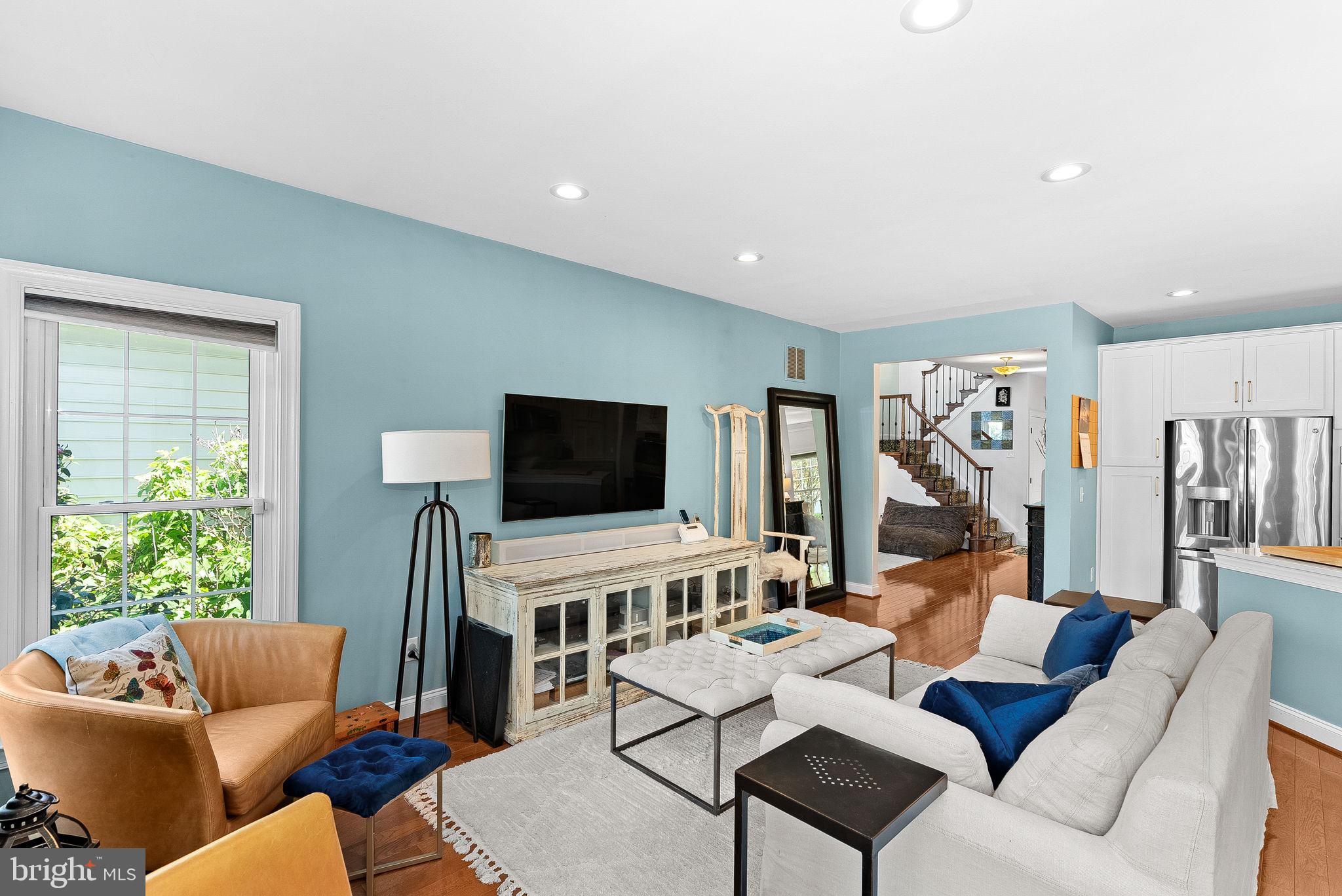 BELMONT COUNTRY CLUB - Residential