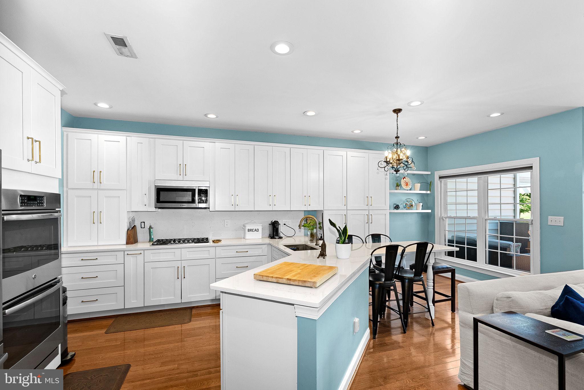BELMONT COUNTRY CLUB - Residential