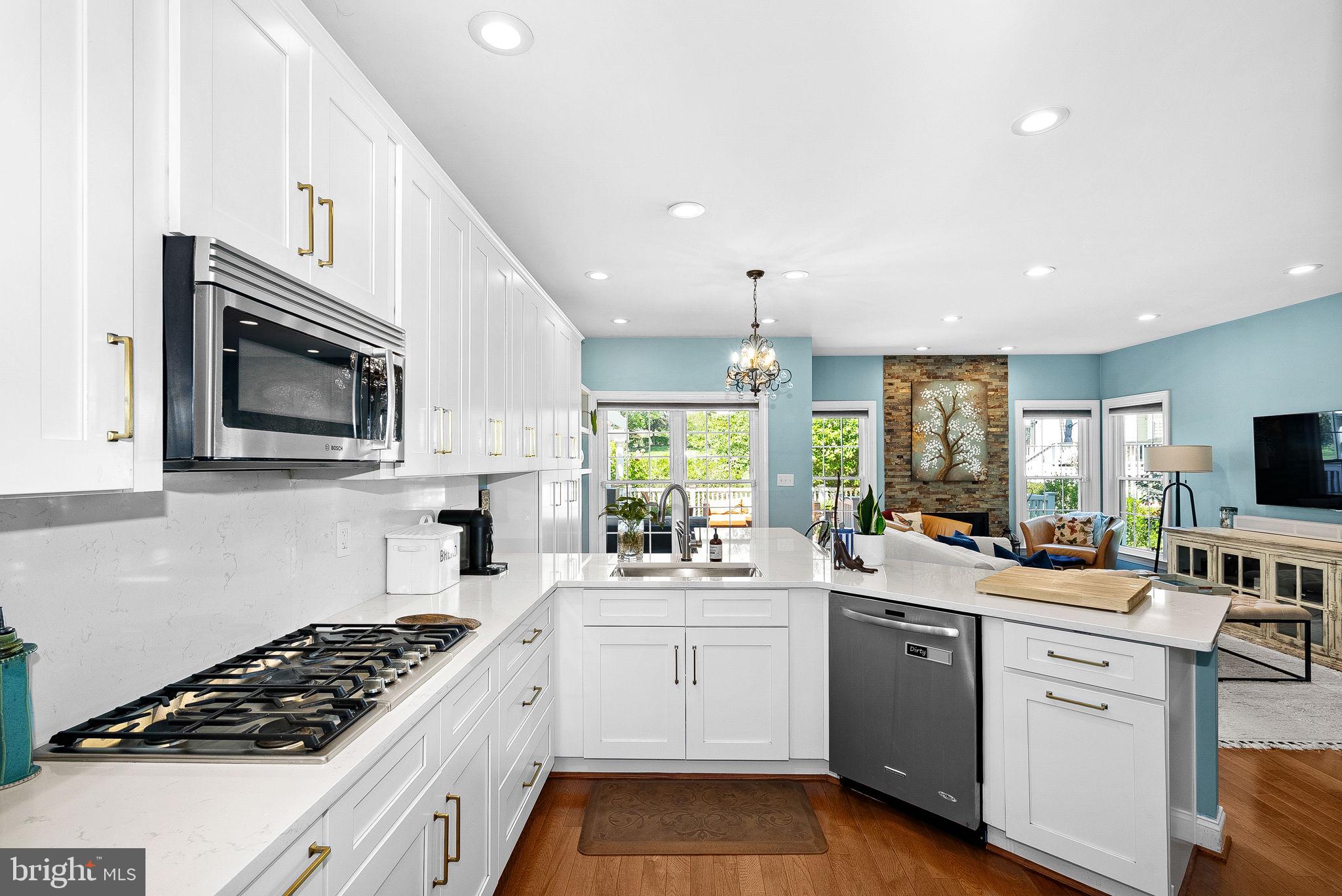 BELMONT COUNTRY CLUB - Residential