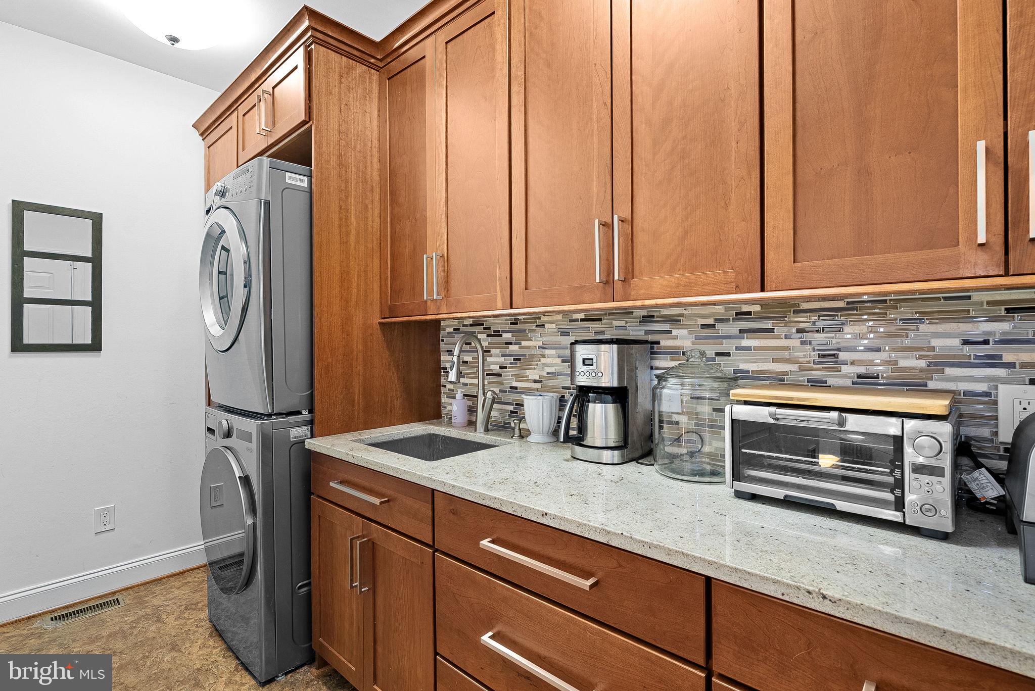 BELMONT COUNTRY CLUB - Residential