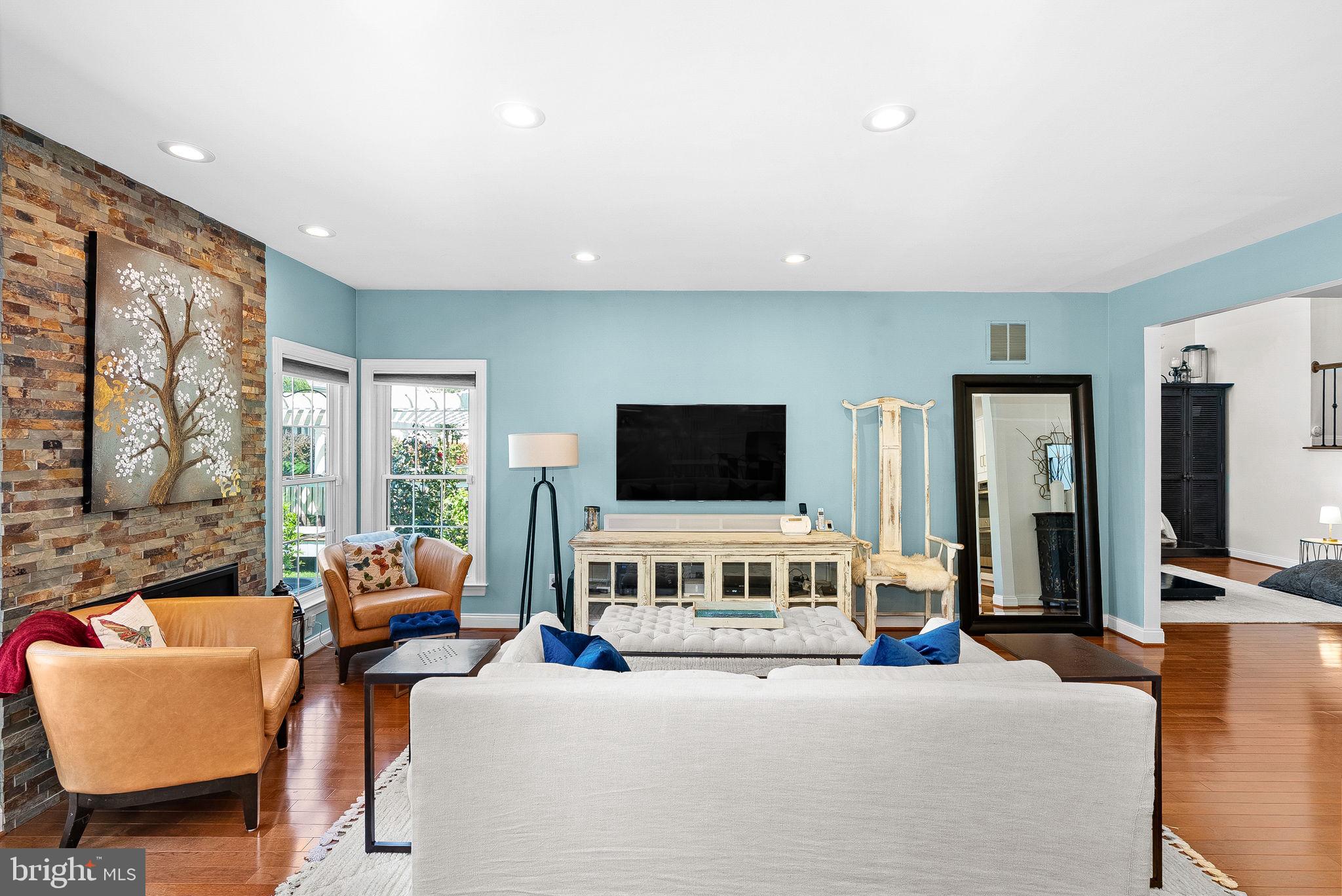 BELMONT COUNTRY CLUB - Residential