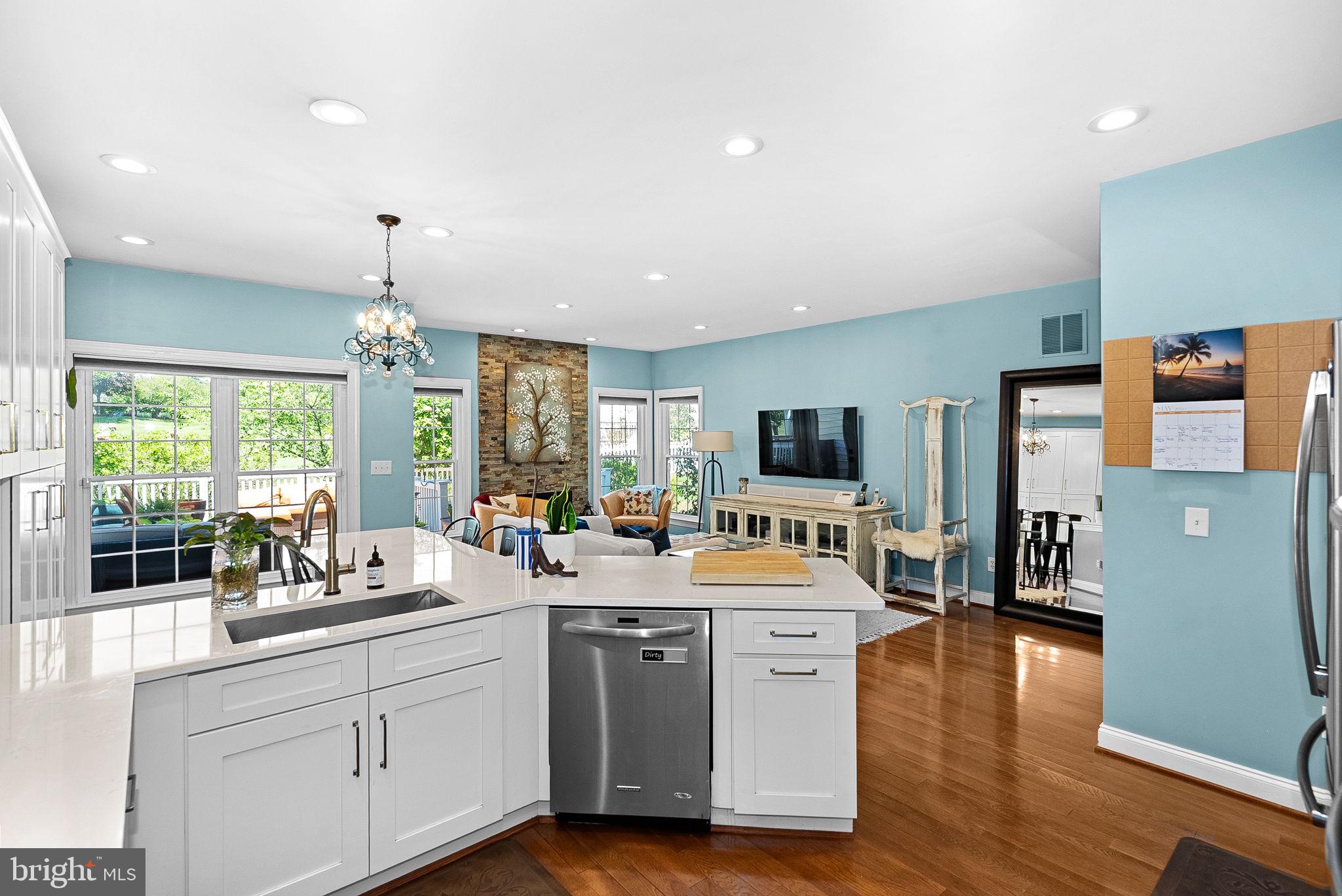 BELMONT COUNTRY CLUB - Residential