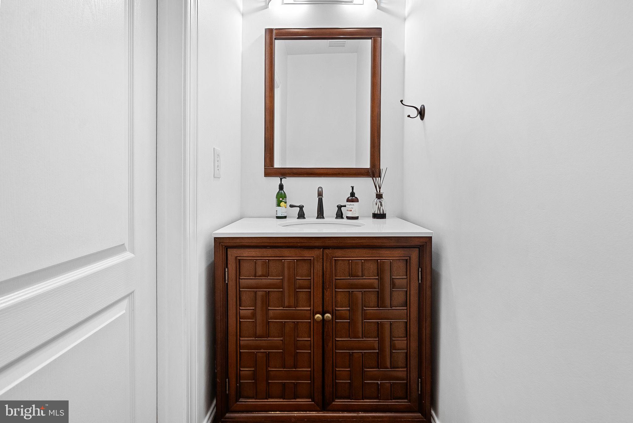 BELMONT COUNTRY CLUB - Residential