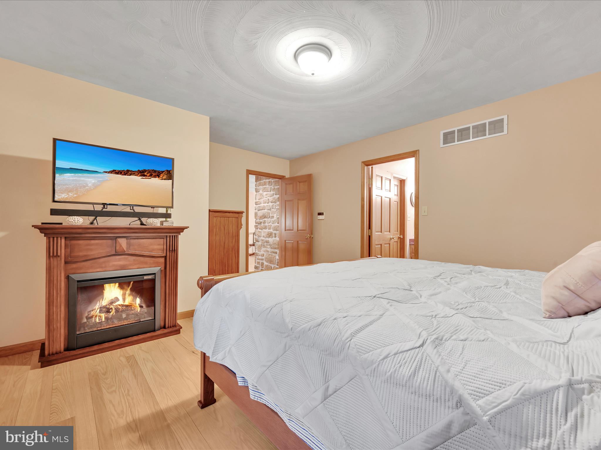 SHIPPENSBURG - Residential