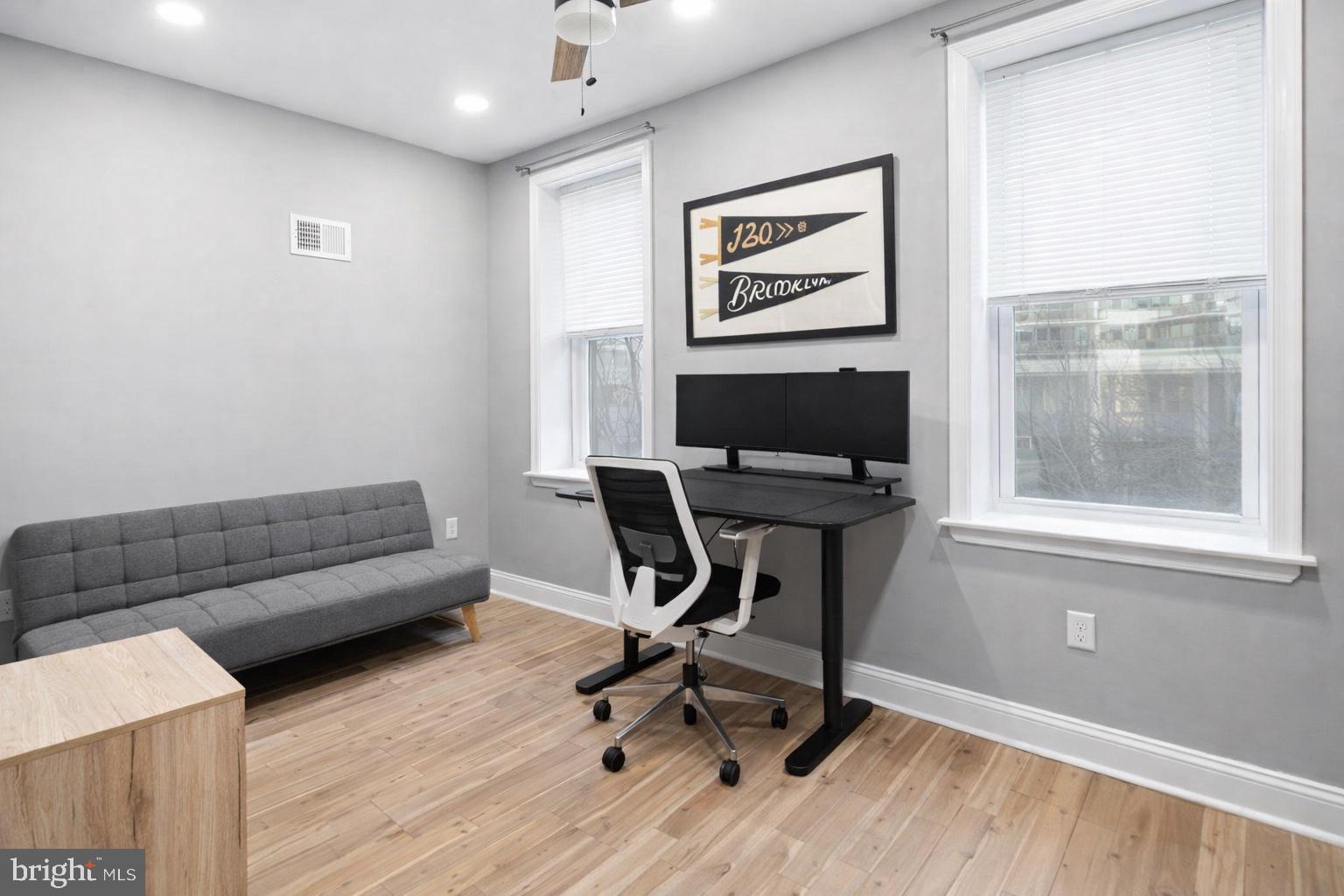 FAIRMOUNT - Residential