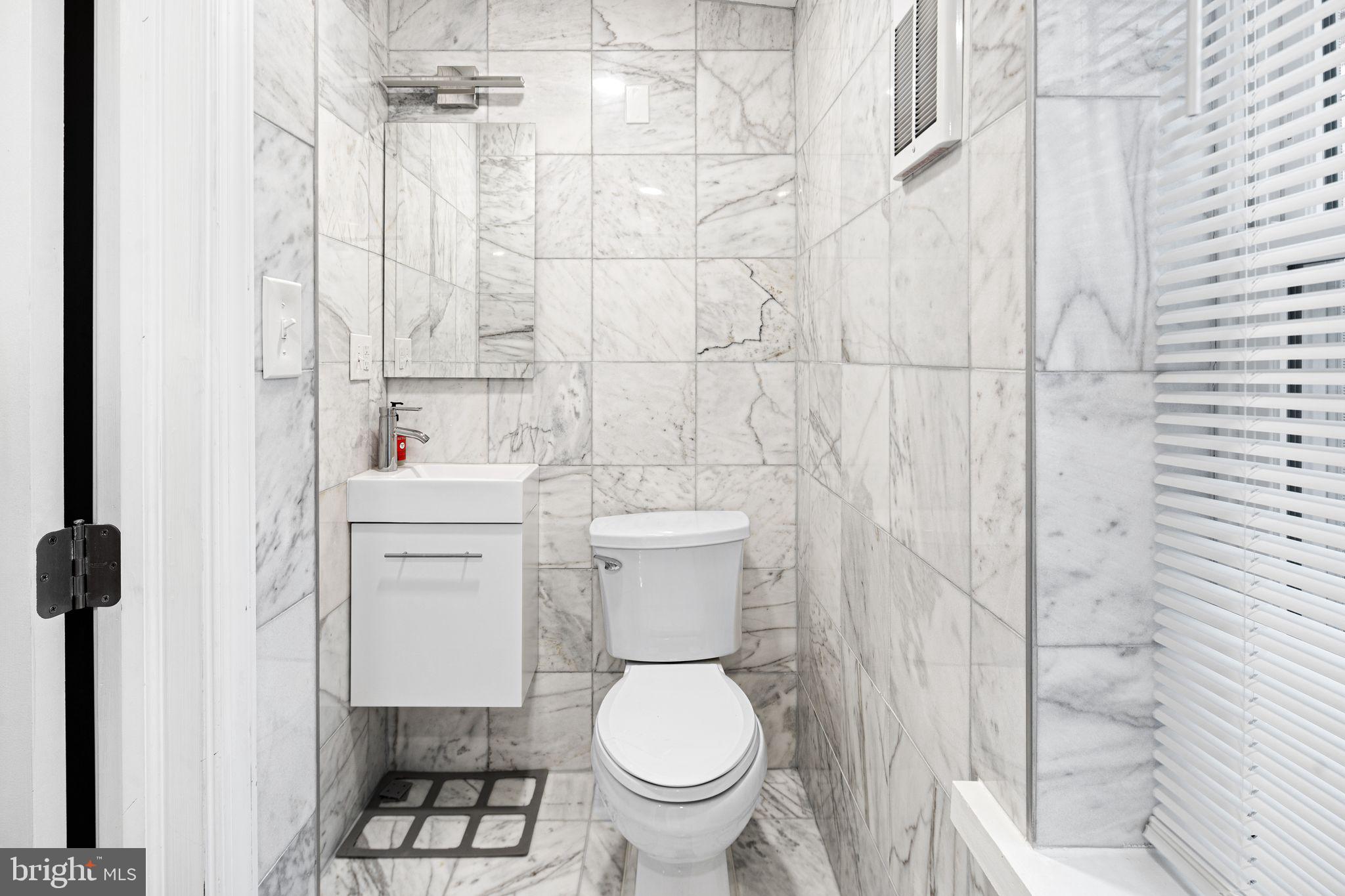 FAIRMOUNT - Residential