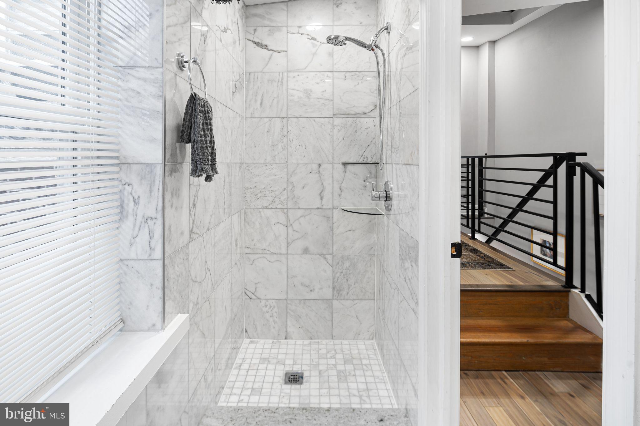 FAIRMOUNT - Residential