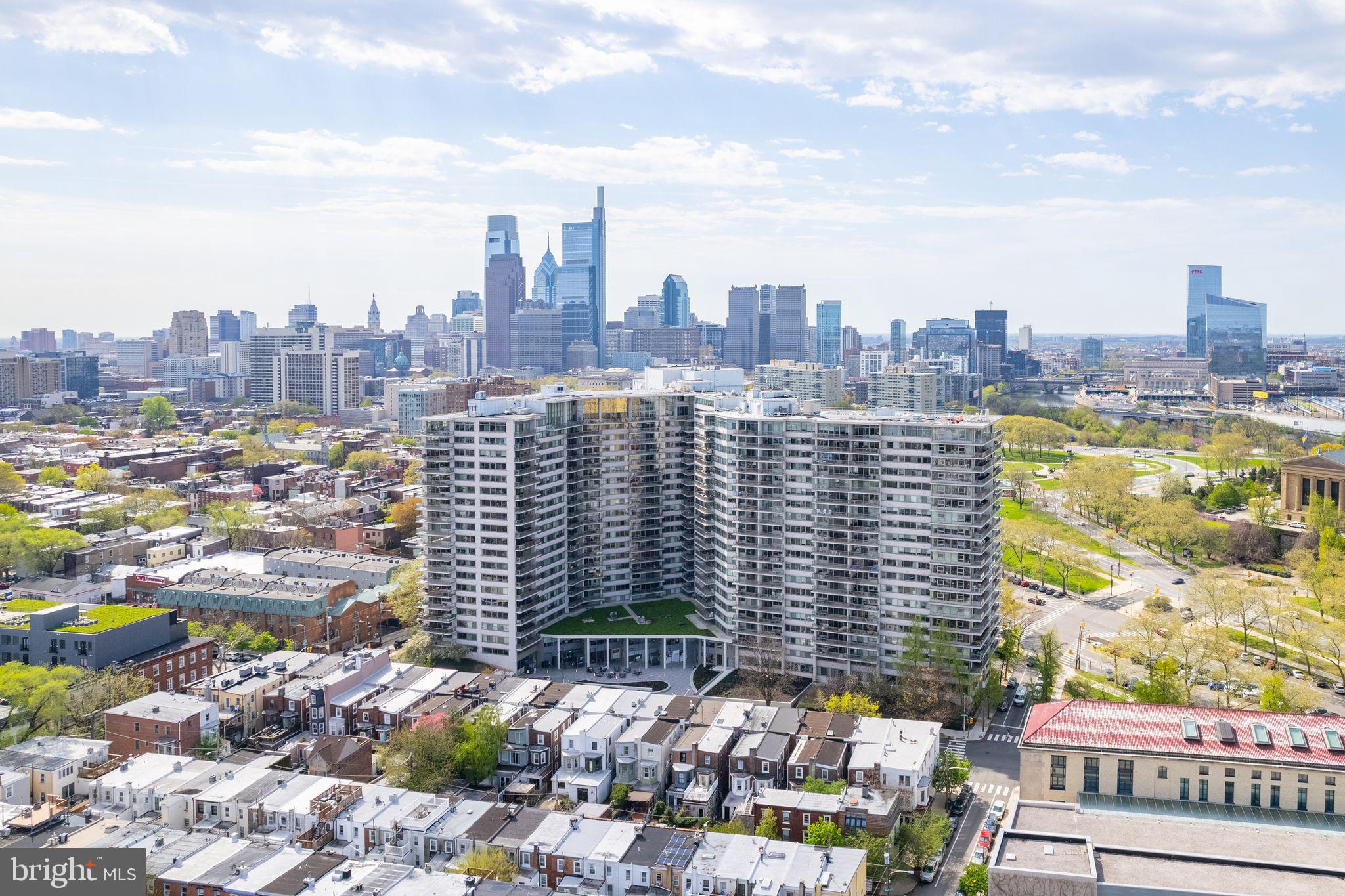 FAIRMOUNT - Residential