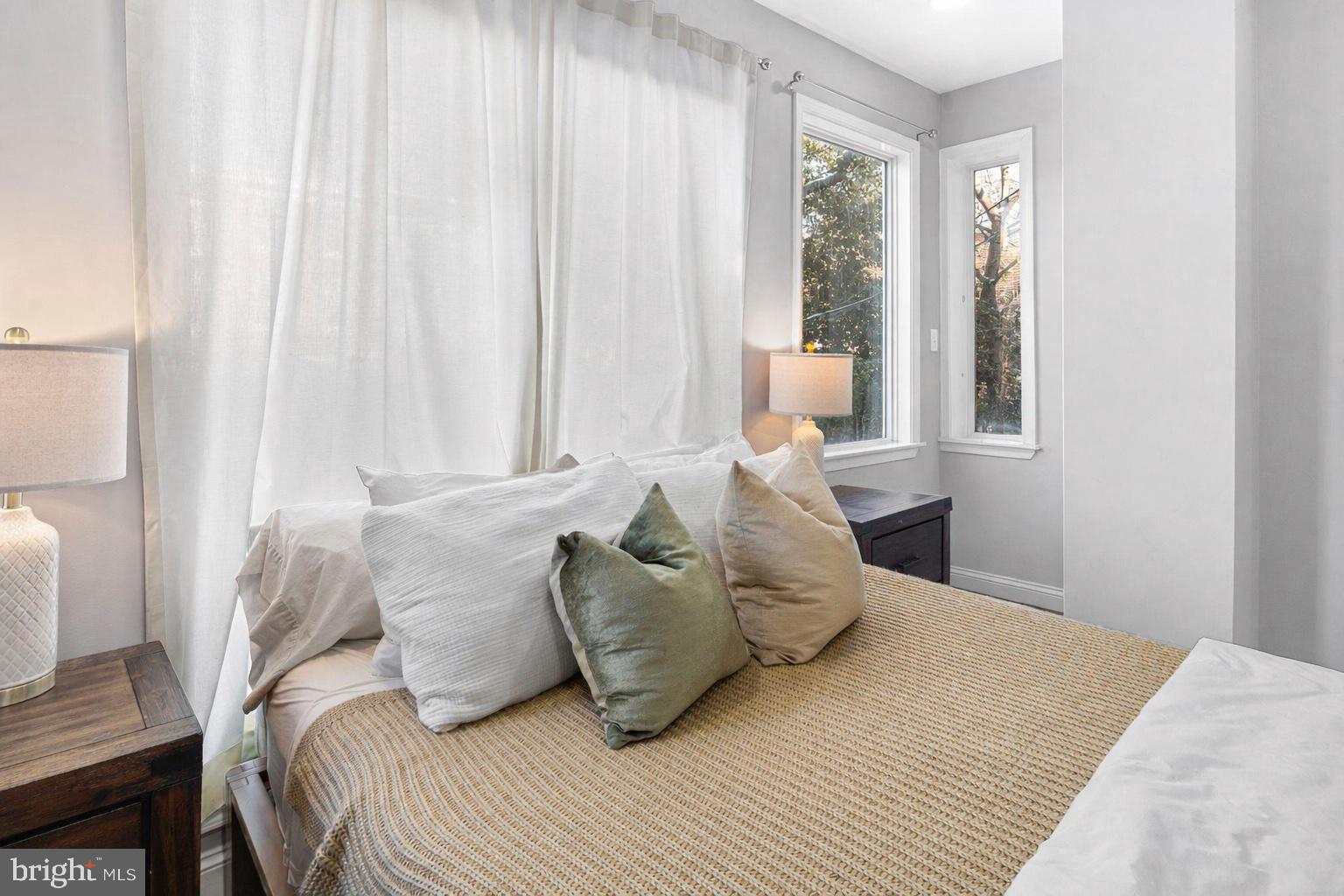 FAIRMOUNT - Residential