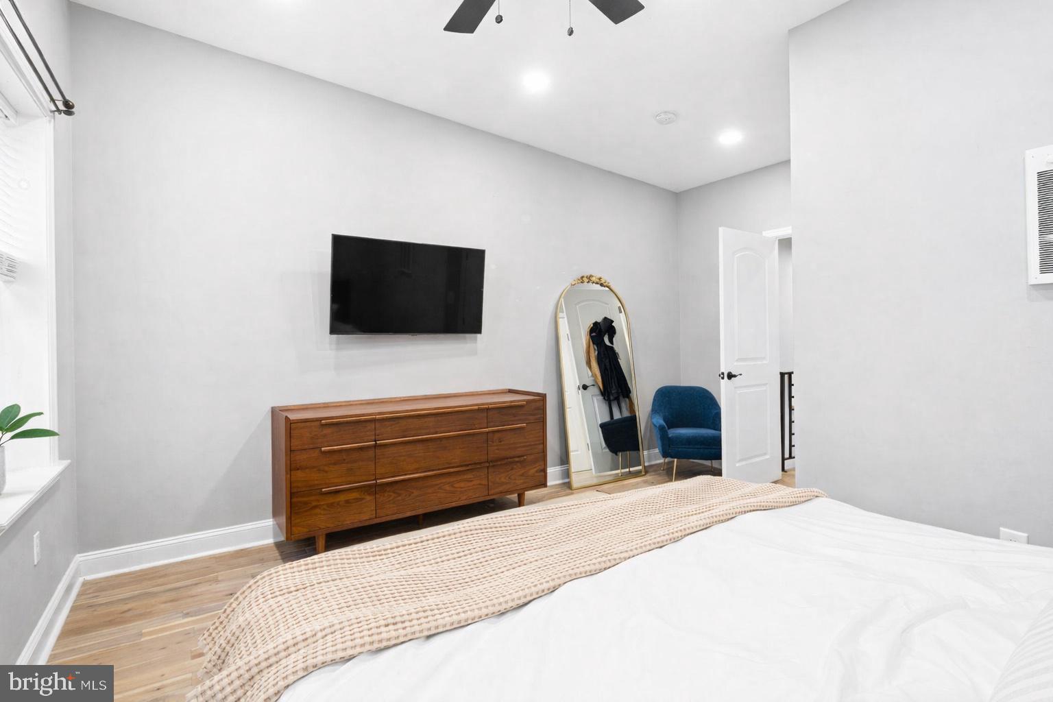 FAIRMOUNT - Residential