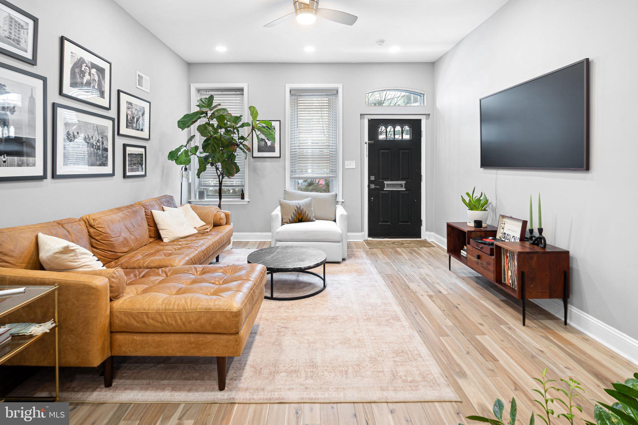 2425 FAIRMOUNT AVENUE