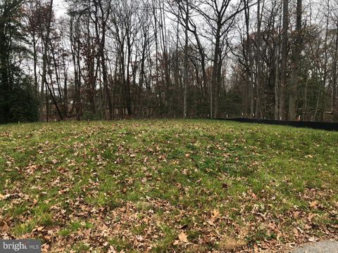 830 CEDAR AVENUE ESSEX MD 21221