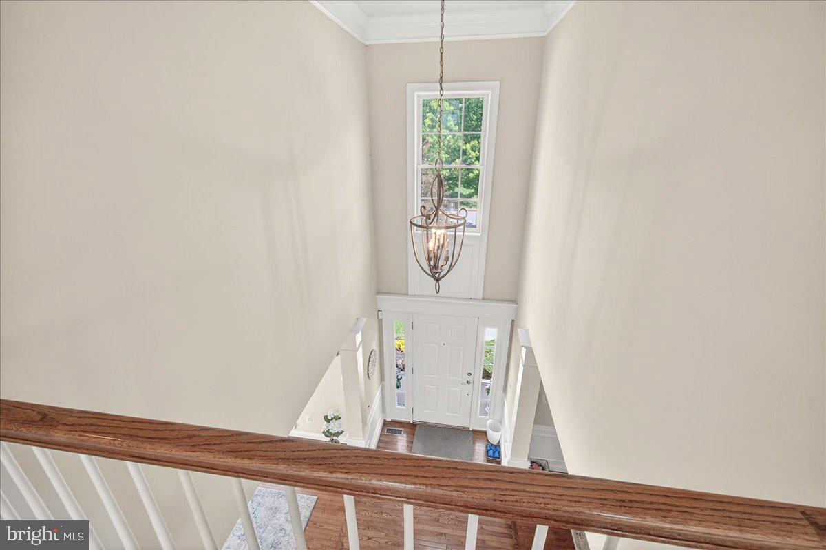 WHISPERING CREEK - Residential
