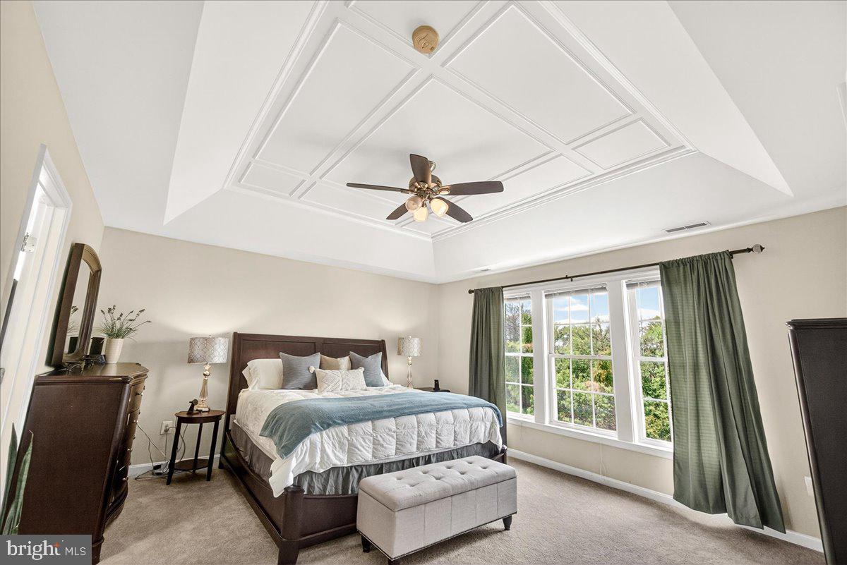 WHISPERING CREEK - Residential