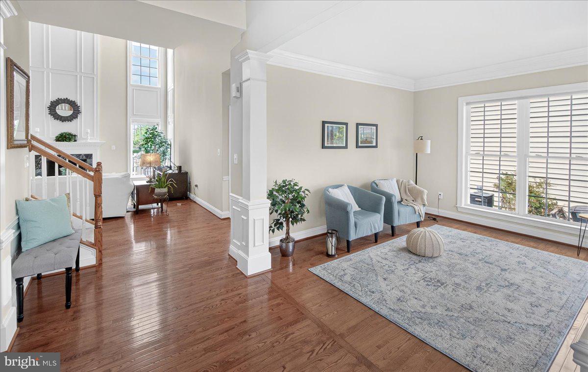 WHISPERING CREEK - Residential