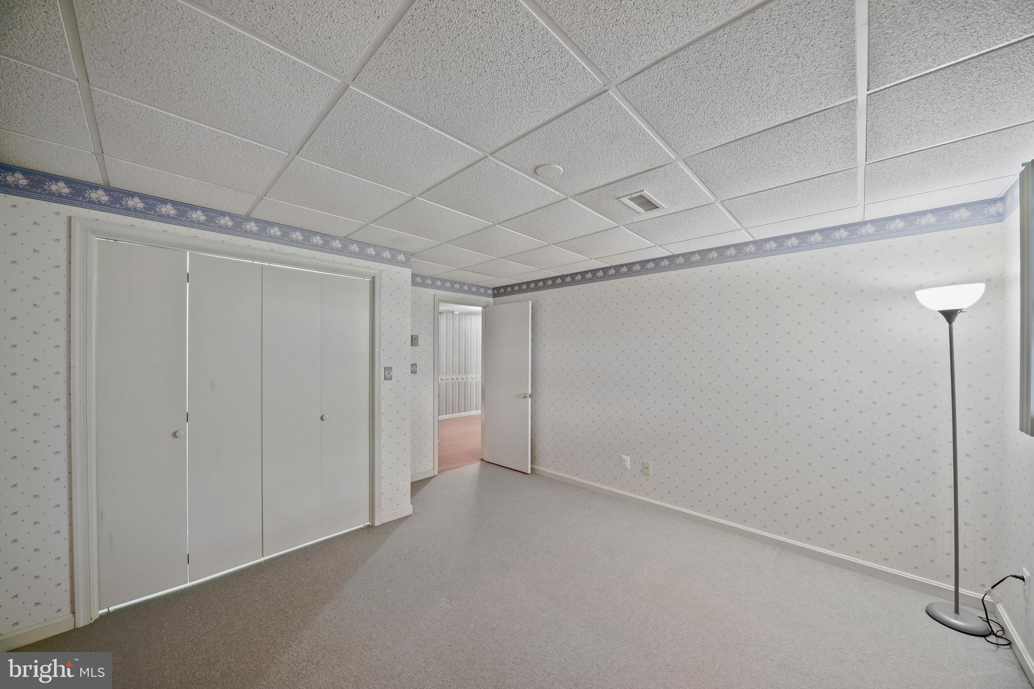 ROBERTS CROSSING - Residential