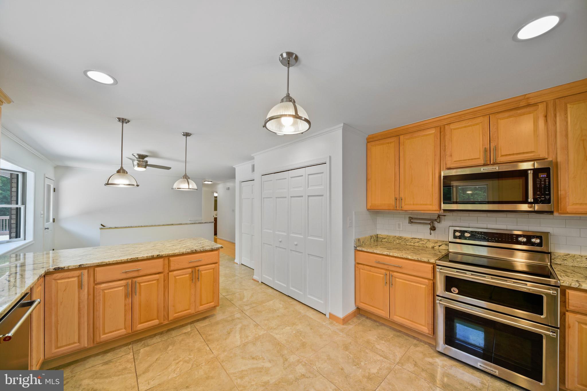 ROBERTS CROSSING - Residential