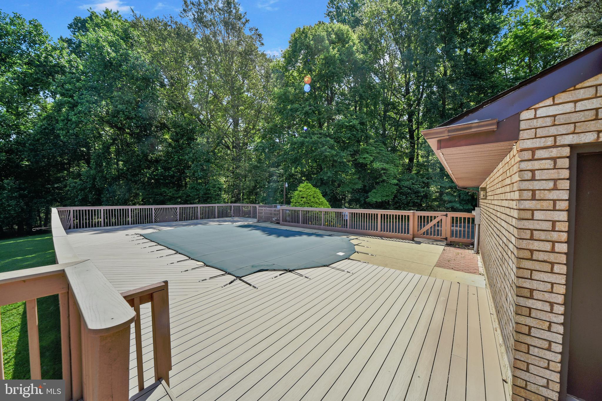 ROBERTS CROSSING - Residential