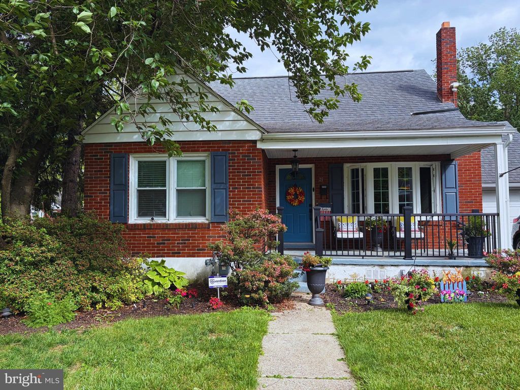Photo of 25 Valley Road, WYOMISSING, PA 19610 (MLS # PABK2072804)