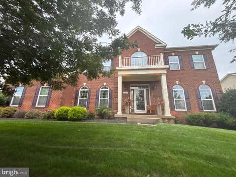 Photo of 41910 Scotchbridge Place, ASHBURN, VA 20148 (MLS # VALO2134608)