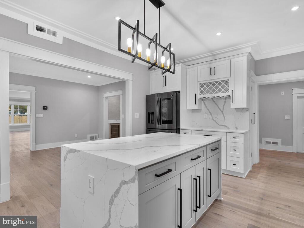 CHEVY CHASE - Residential