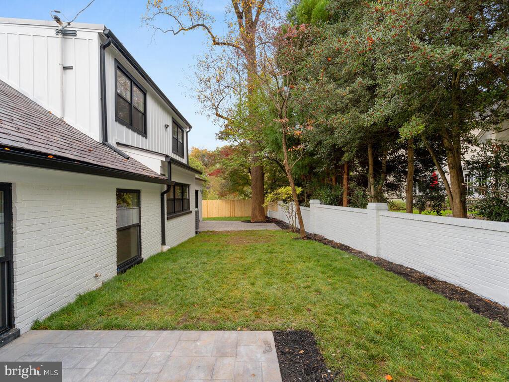 CHEVY CHASE - Residential