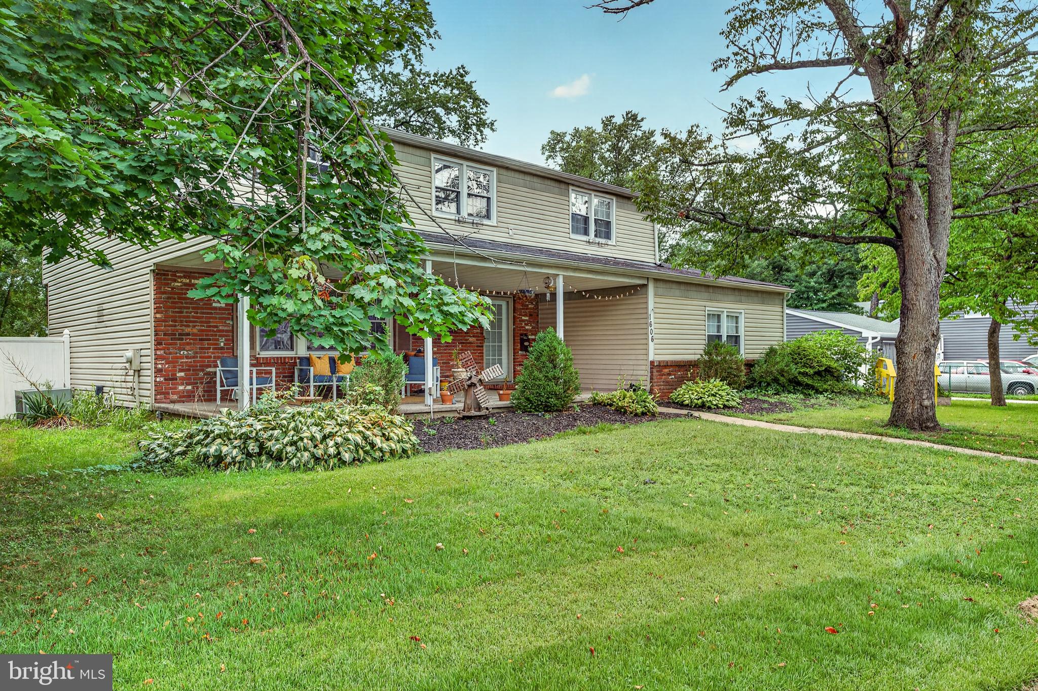 1606 RIVERS EDGE DRIVE